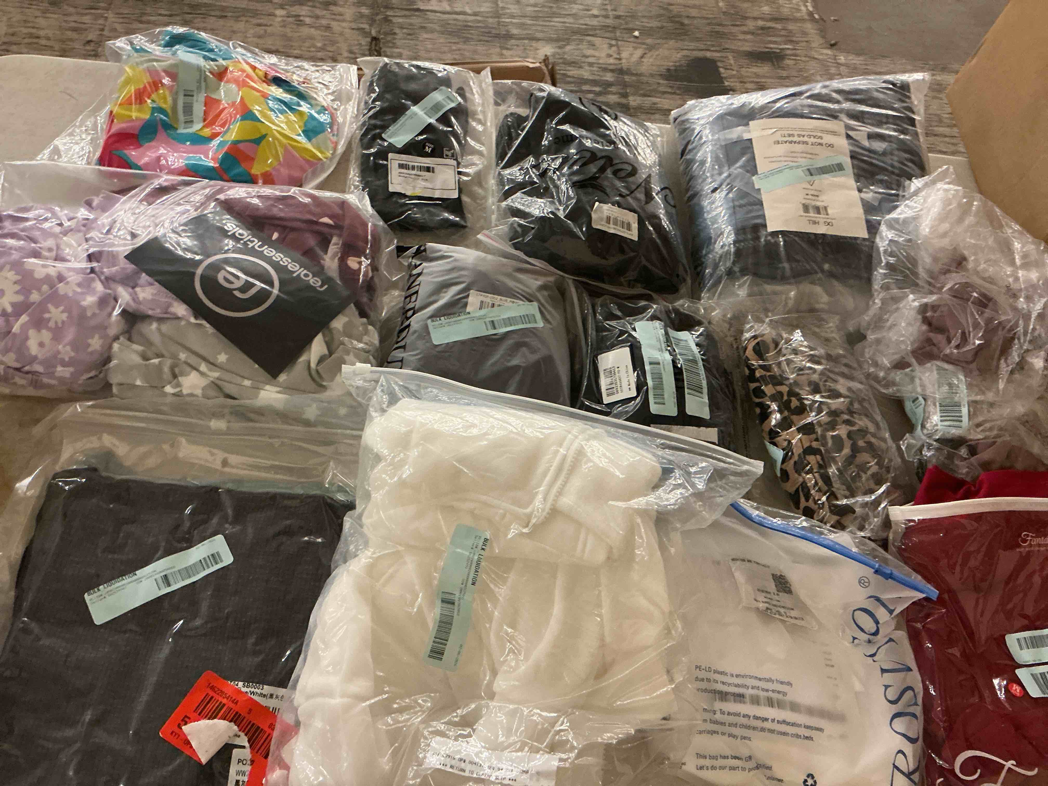 https://s3.amazonaws.com/lotting-images-prod/Excess4Less/PPE6099328_1789417526352.jpeg
