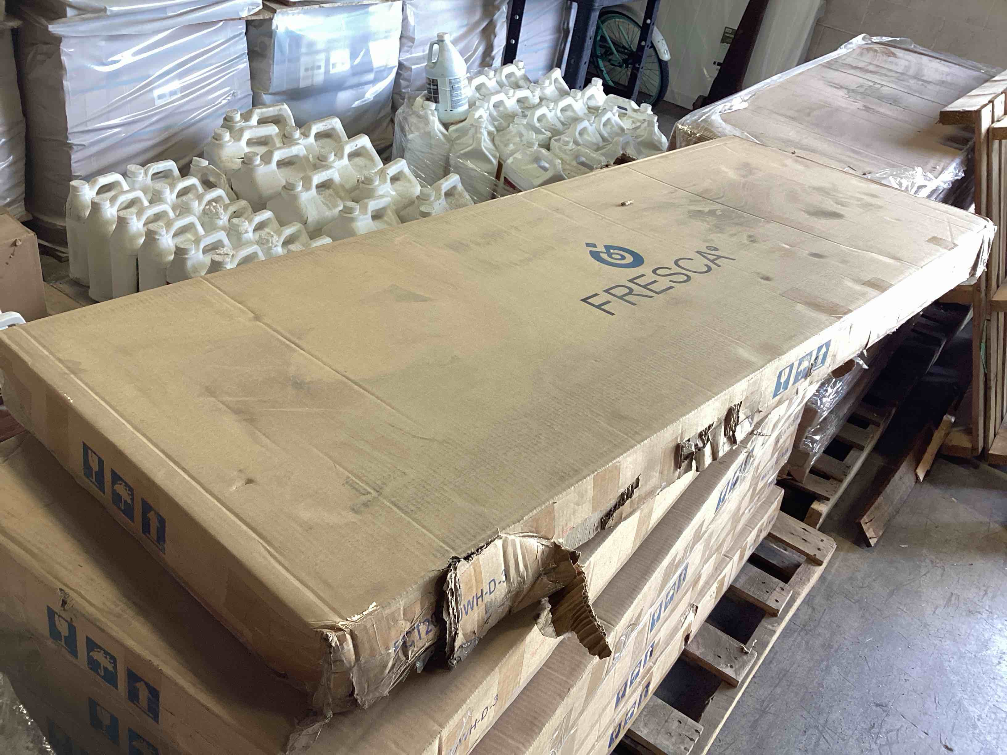 https://s3.amazonaws.com/lotting-images-prod/FCT2060WH-D-3_1776172515565.jpeg