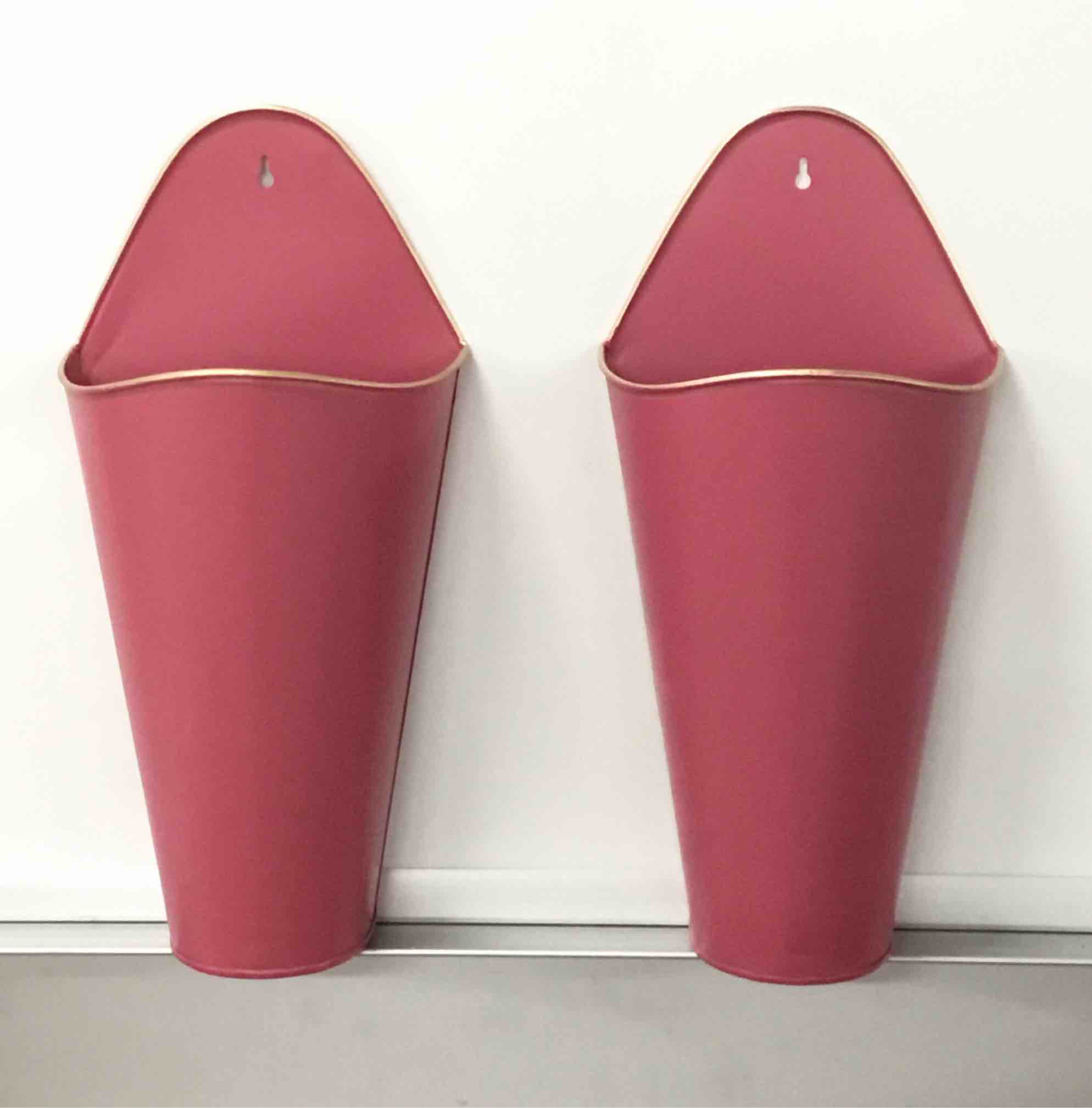 Farmhouse Style Galvanized Metal Wall Planter-Berry