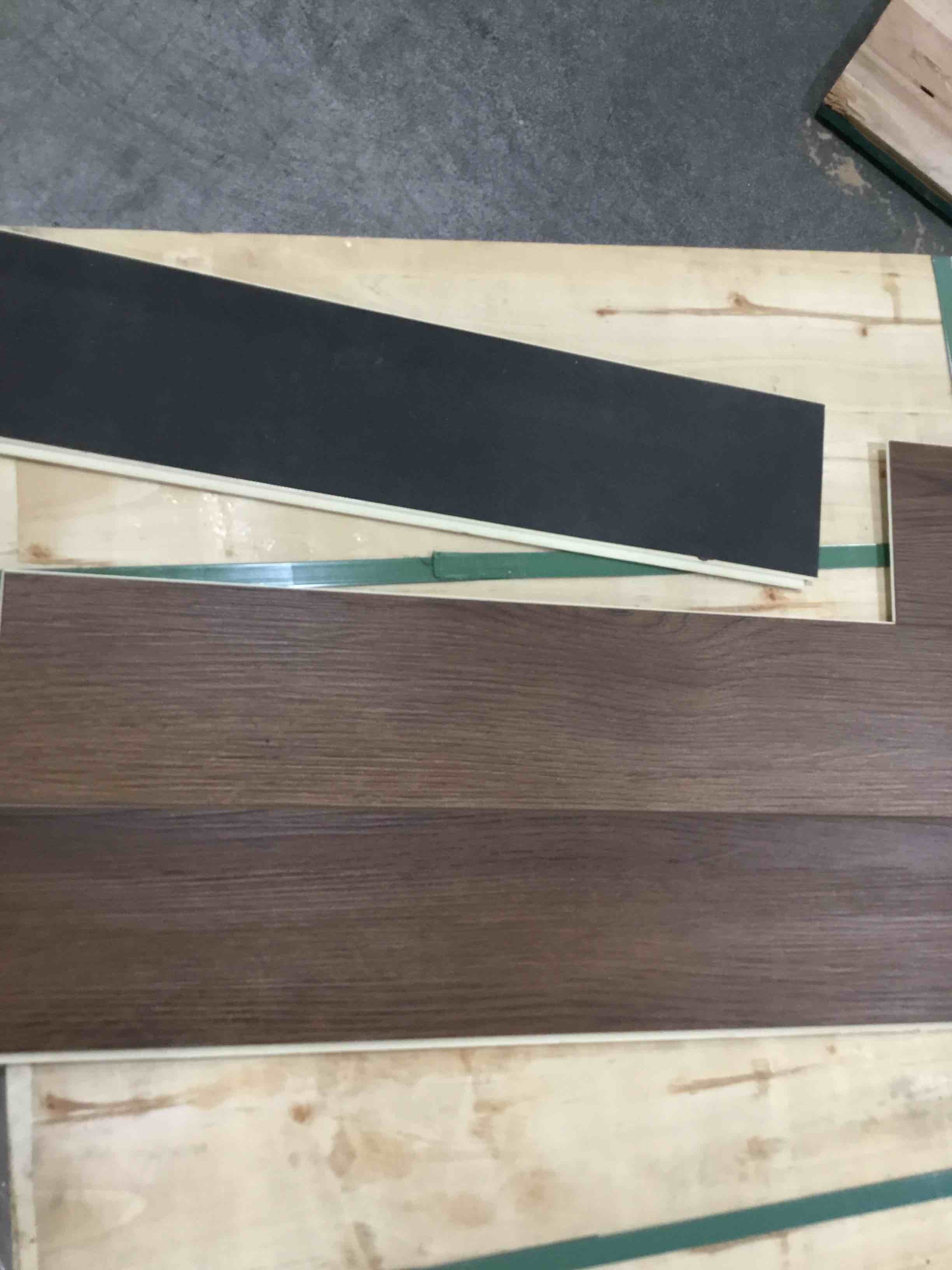 https://s3.amazonaws.com/lotting-images-prod/HilltopSupply/GRA3454429_1754328339382.jpeg