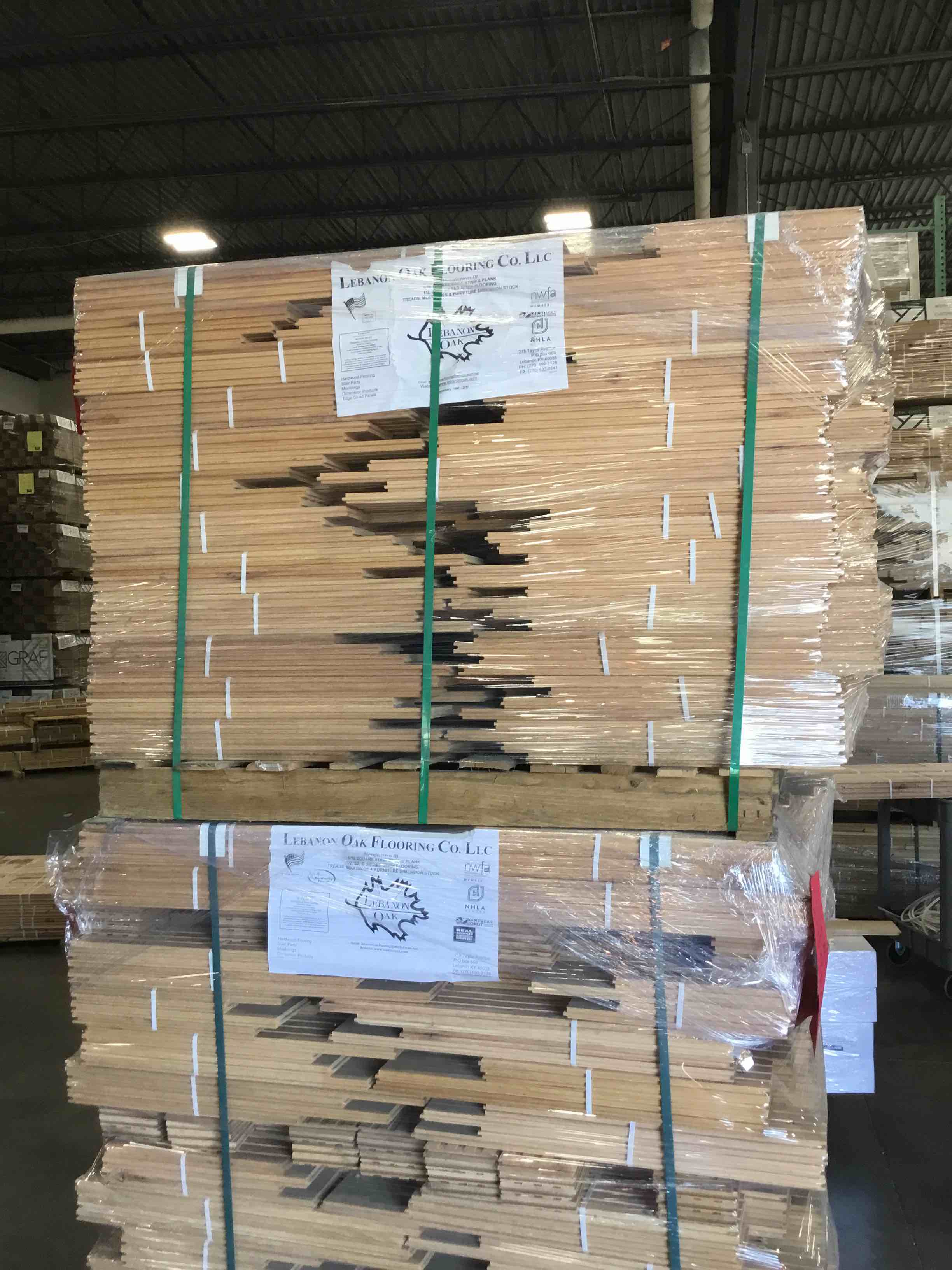 Red Oak Hardwood Flooring. Saturday pickup available! DELIVERY AVAILABLE!