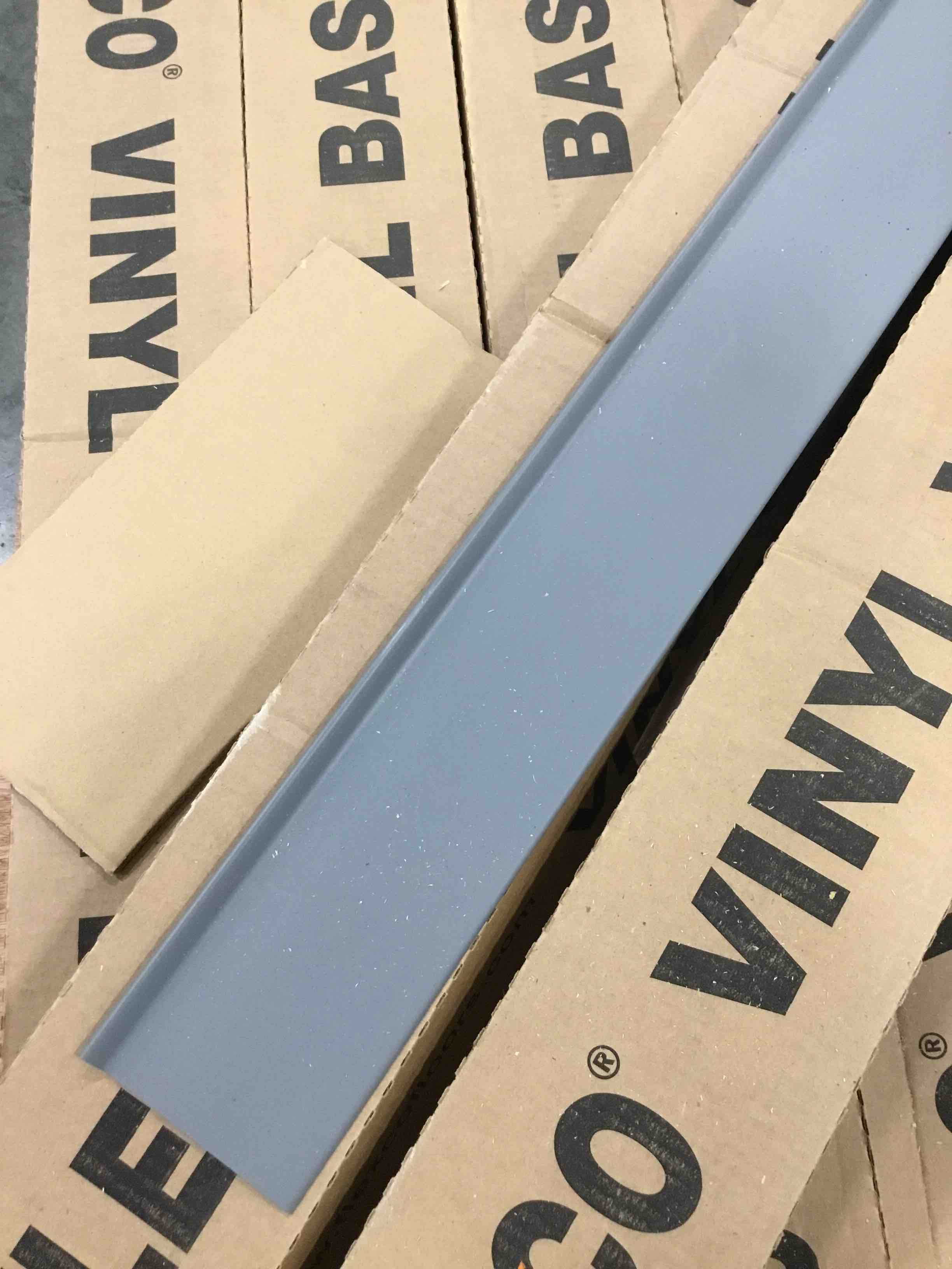 rubber flexible medium gray 4" baseboard - 120 linear feet