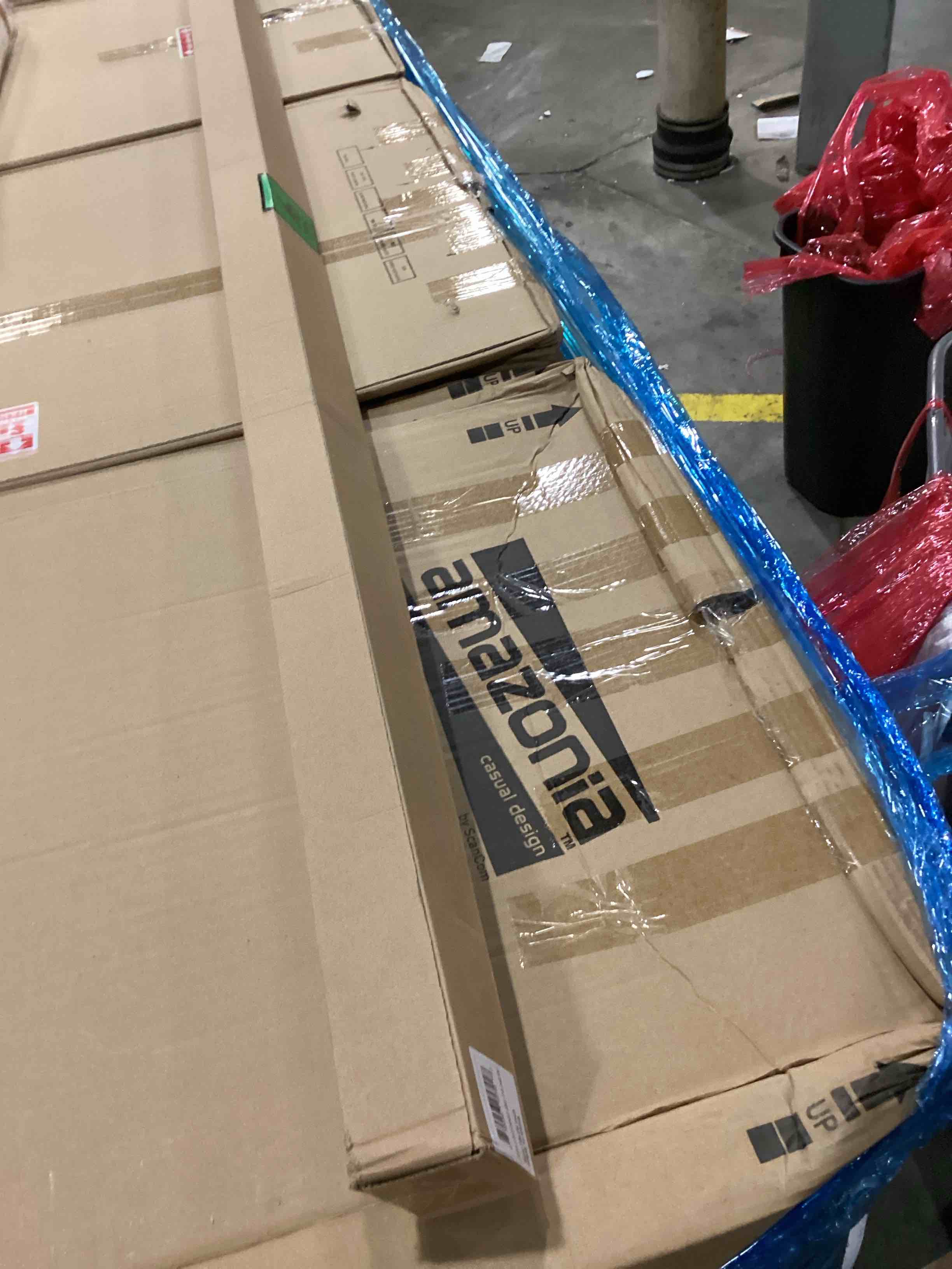 https://s3.amazonaws.com/lotting-images-prod/JOYDECO_1746789812483.jpeg