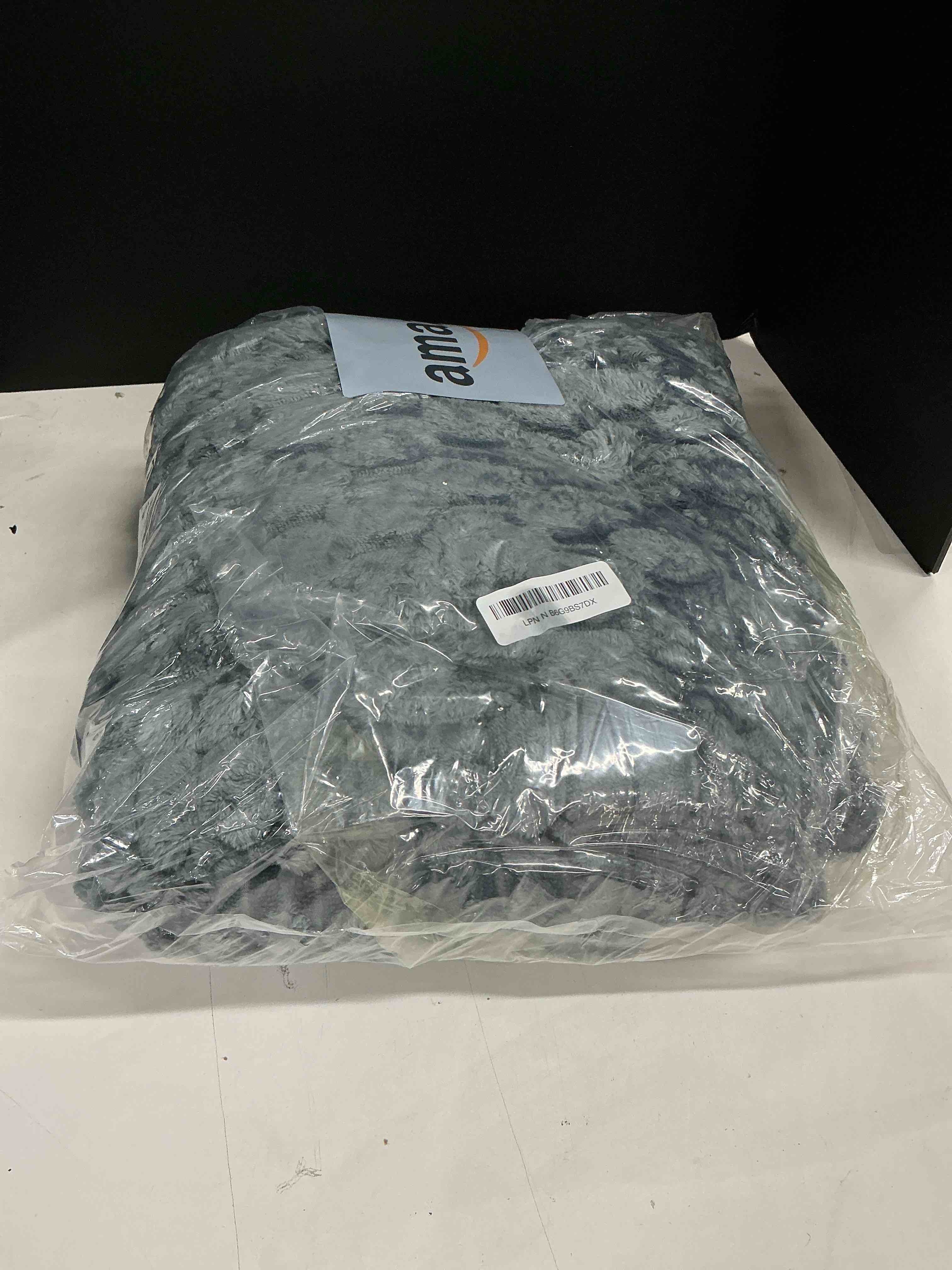 https://s3.amazonaws.com/lotting-images-prod/JacobsTrading/BRN1975667_1776179685556.jpeg