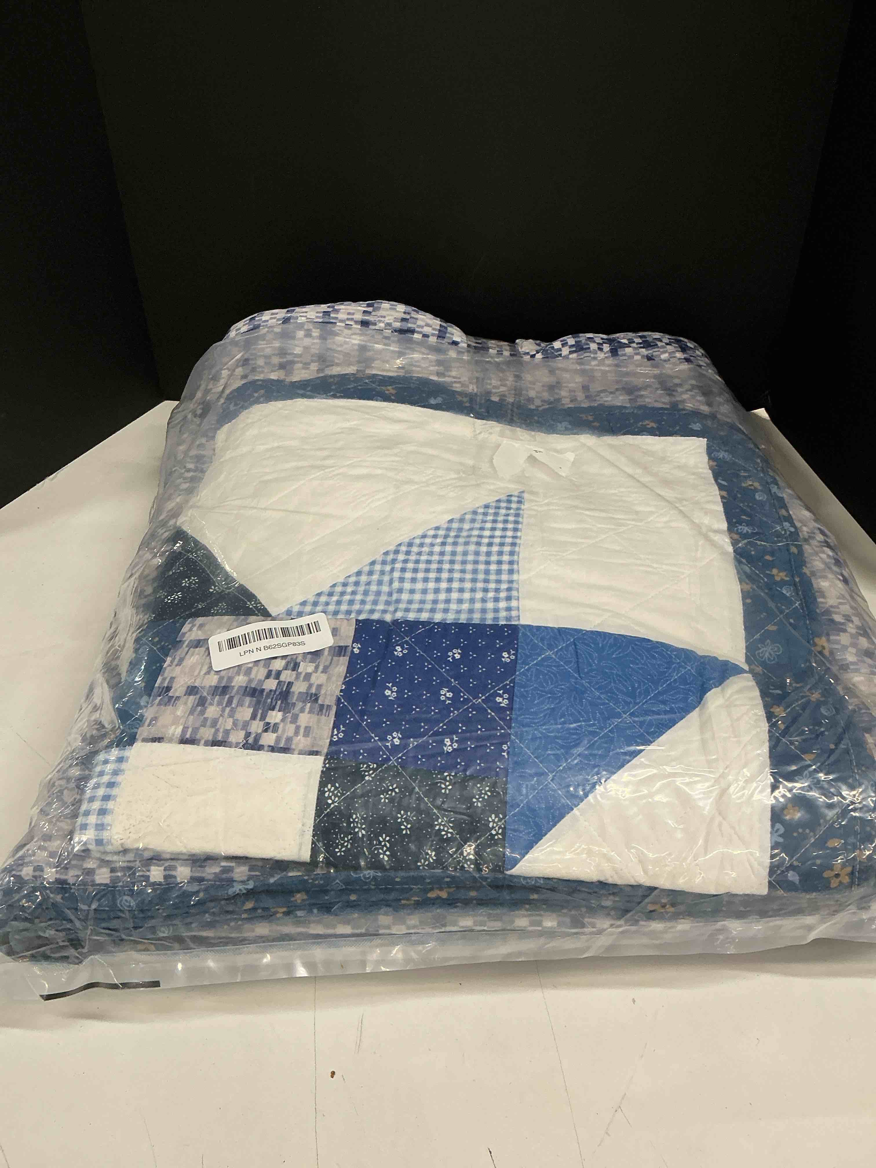 https://s3.amazonaws.com/lotting-images-prod/JacobsTrading/BRN1977137_1777302896884.jpeg