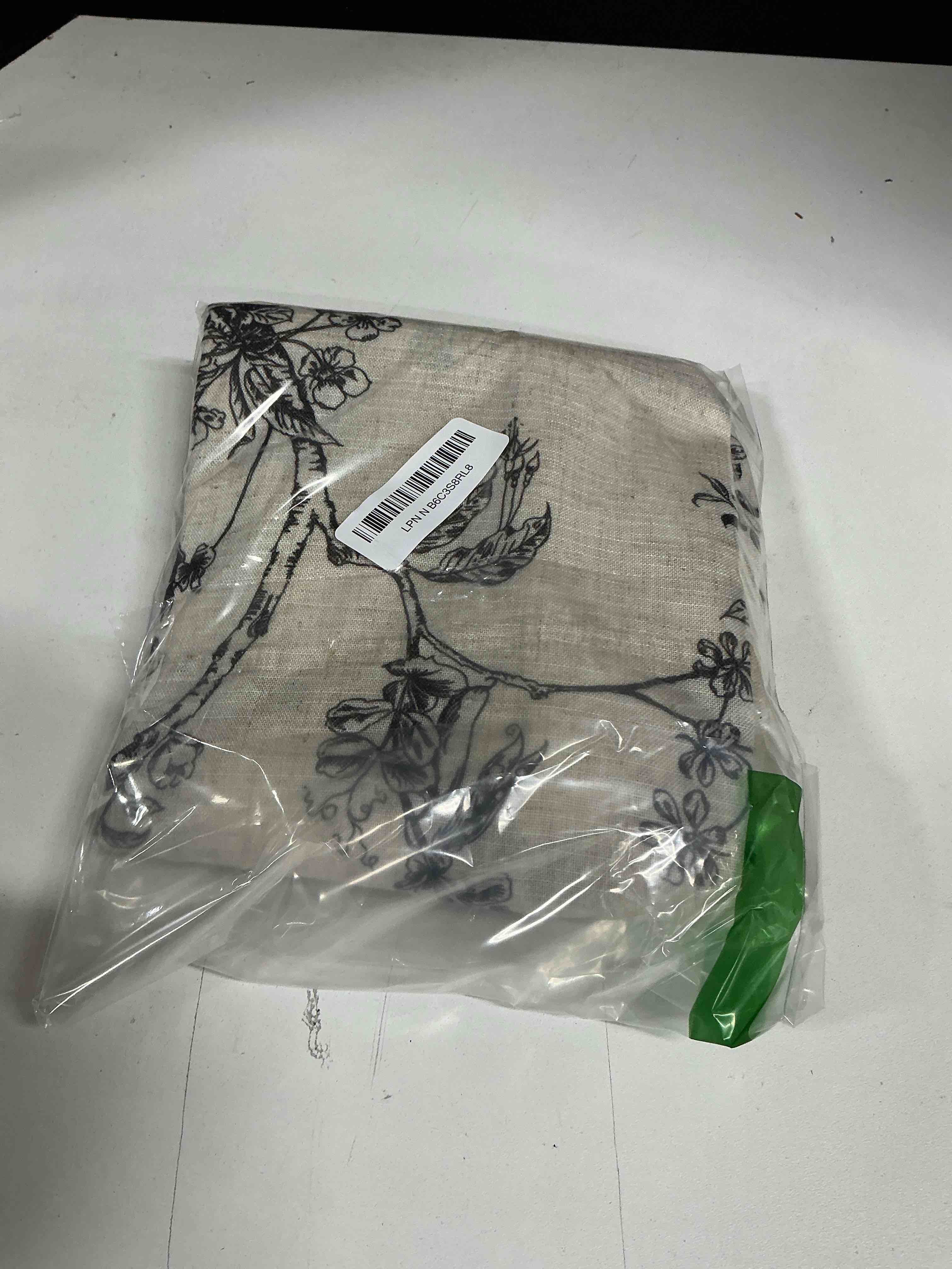 https://s3.amazonaws.com/lotting-images-prod/JacobsTrading/BRN1977190_1777306300875.jpeg