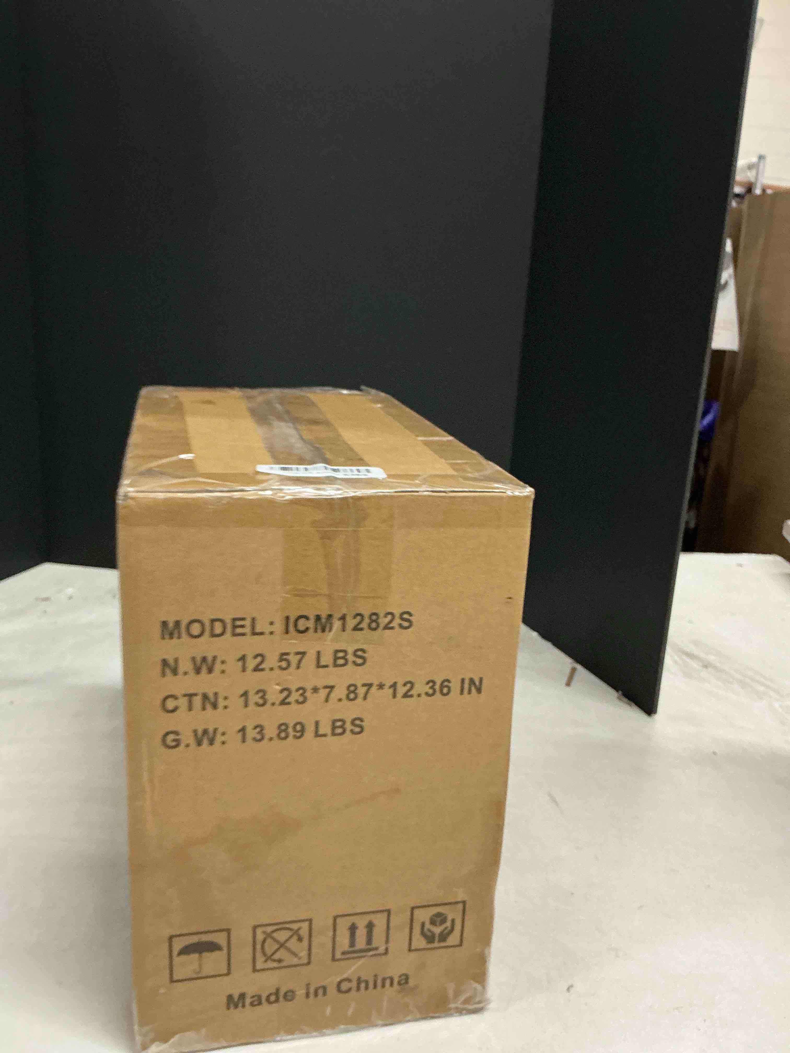 https://s3.amazonaws.com/lotting-images-prod/JacobsTrading/GRA5085682_1789156579565.jpeg