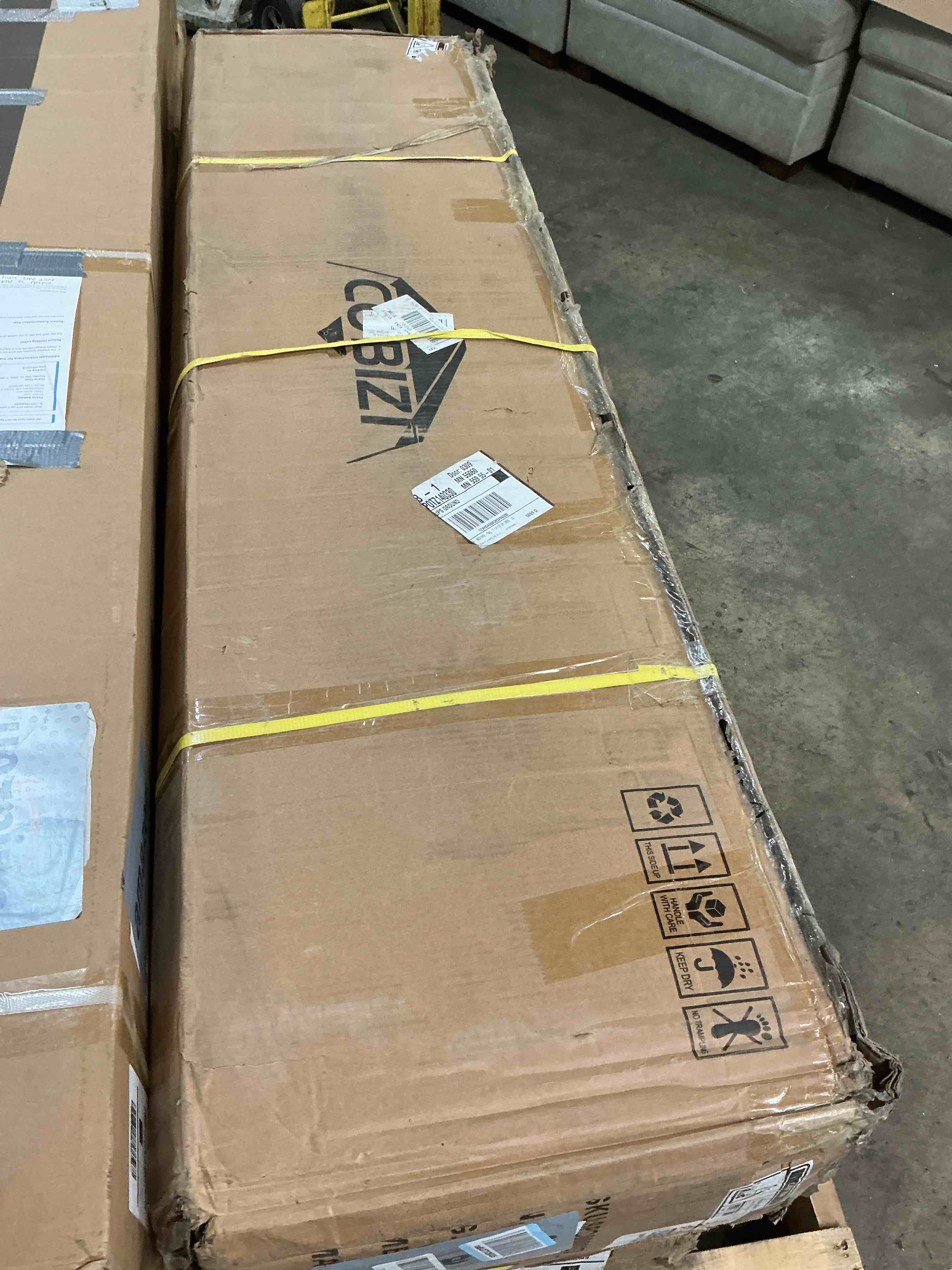 https://s3.amazonaws.com/lotting-images-prod/JacobsTrading/PNK4828432_1780433454802.jpeg