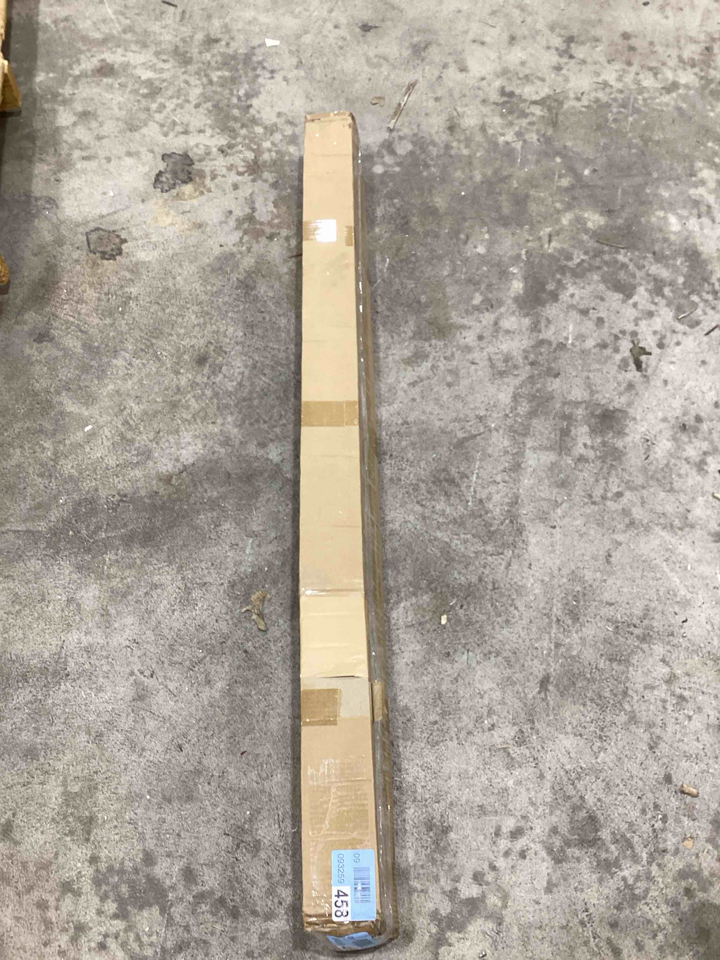Condition photo showing Good Condition for quintica string light pole