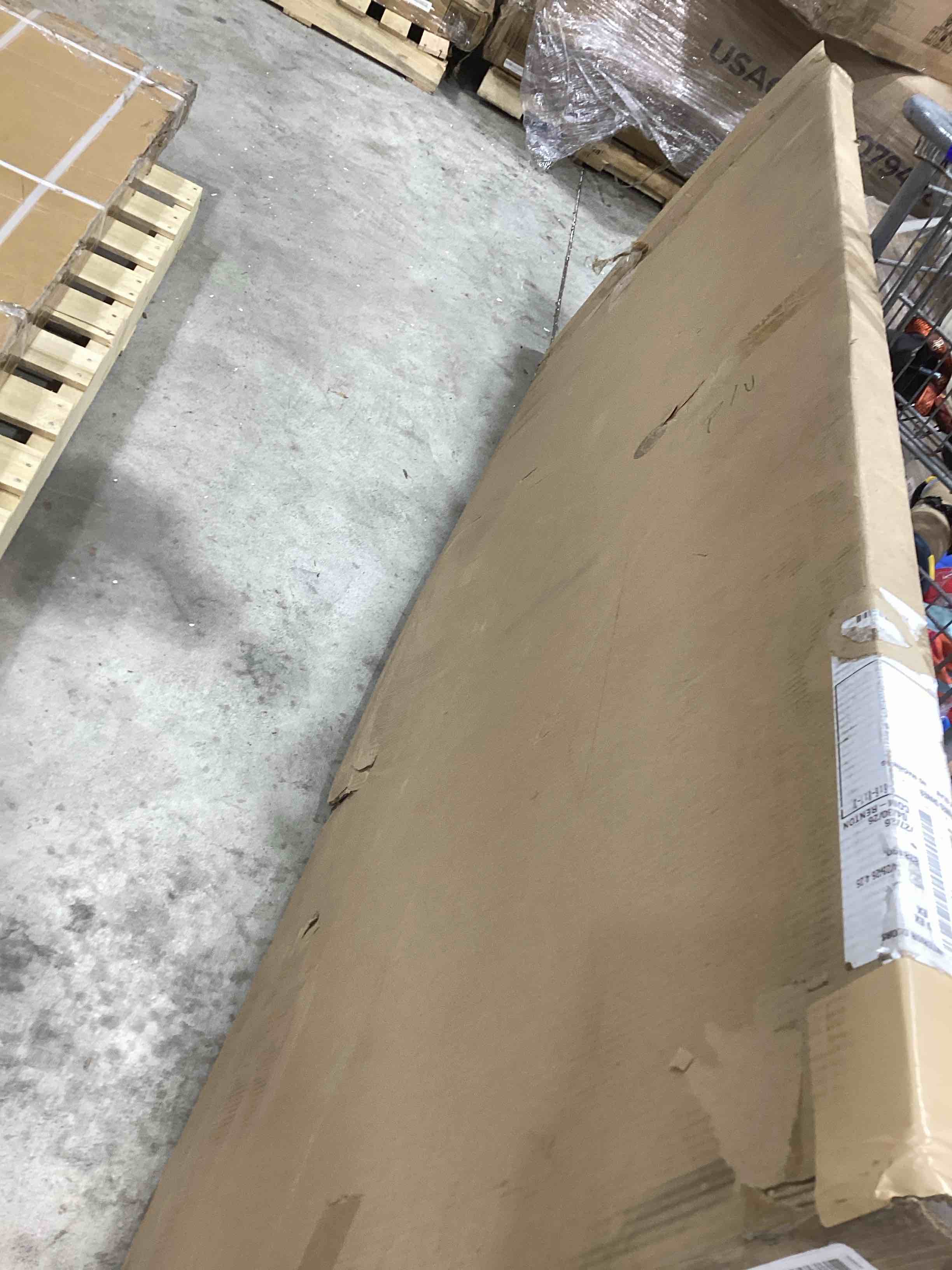 Condition photo showing Good Condition for primed 1 panel interior shaker door slab