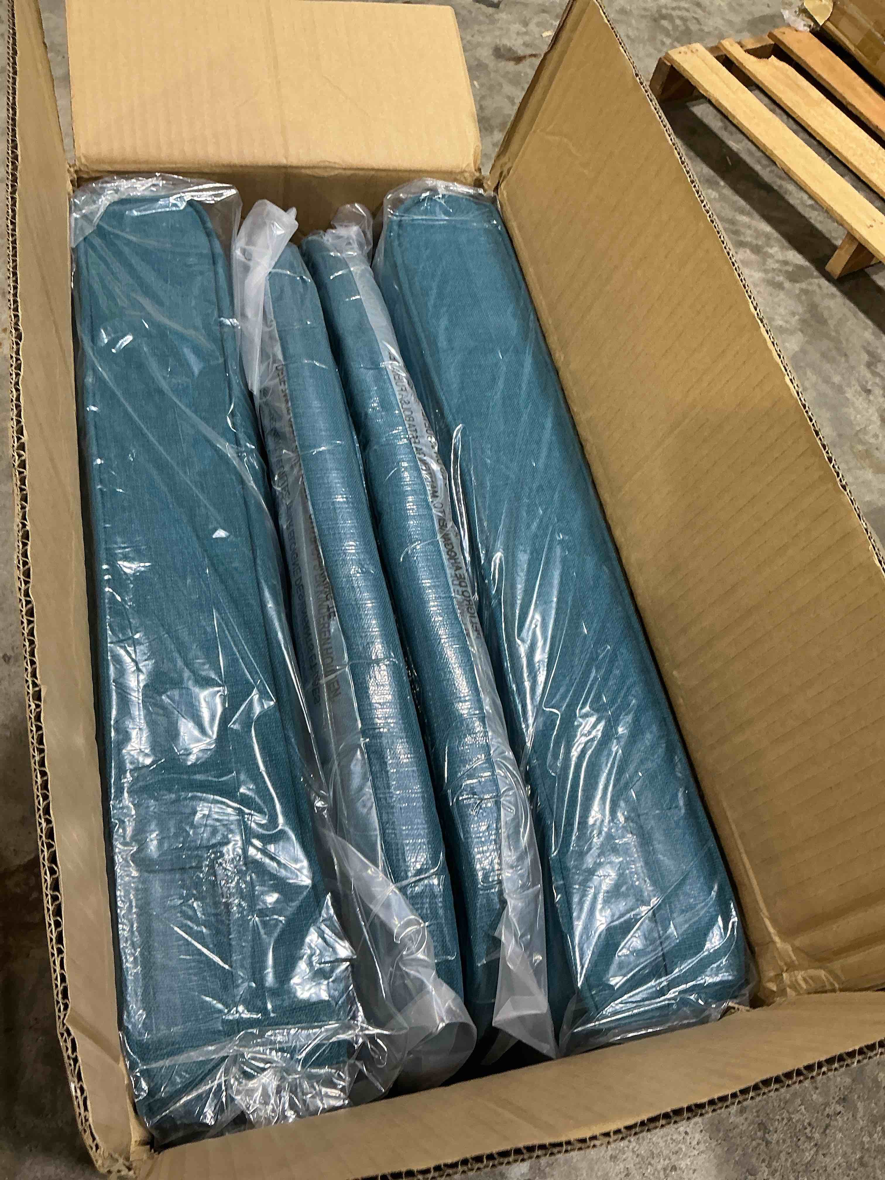 https://s3.amazonaws.com/lotting-images-prod/JasonMadden/GRA1954370_1759441237554.jpeg