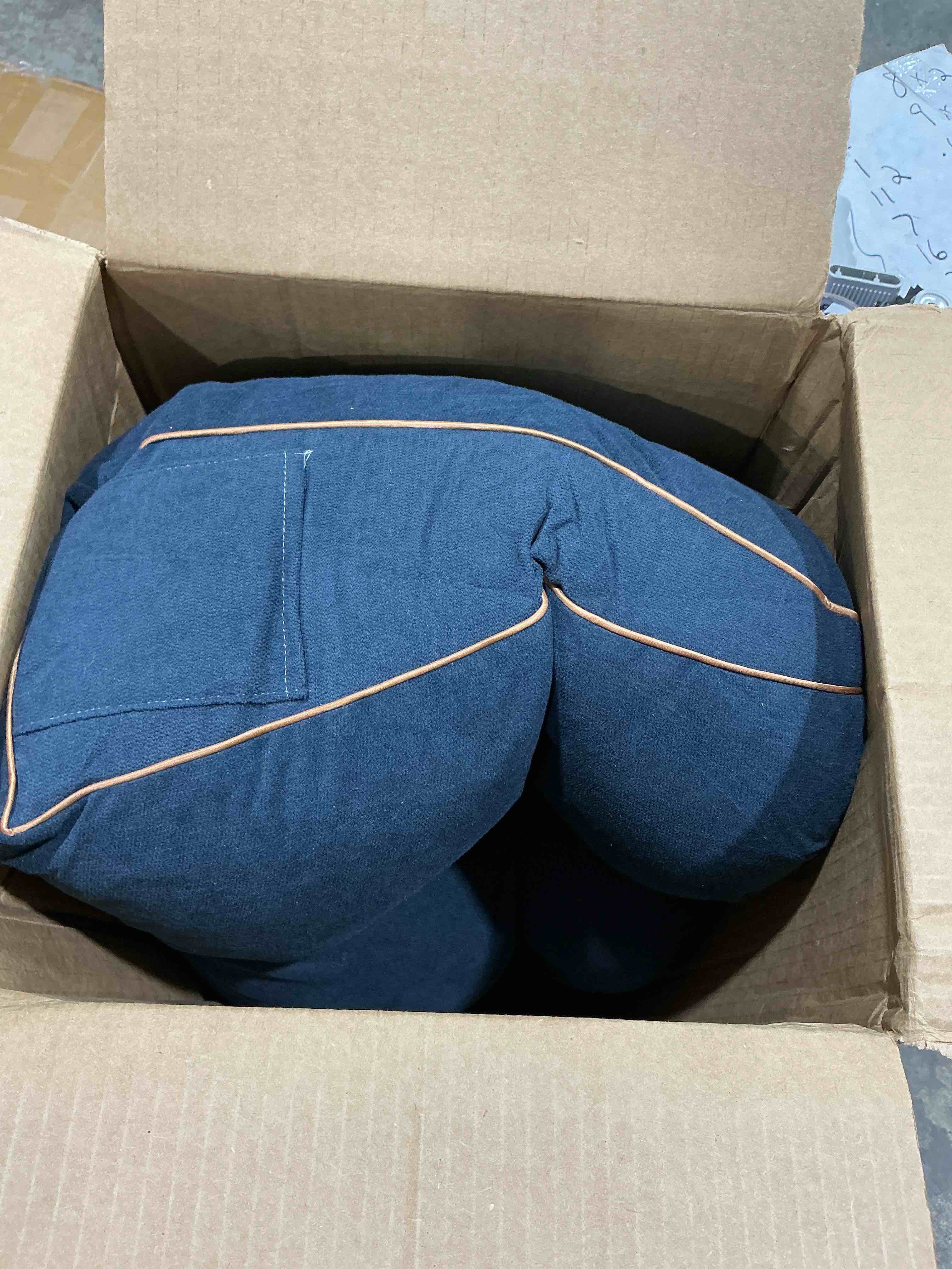 https://s3.amazonaws.com/lotting-images-prod/JasonMadden/GRA1954429_1760536025179.jpeg