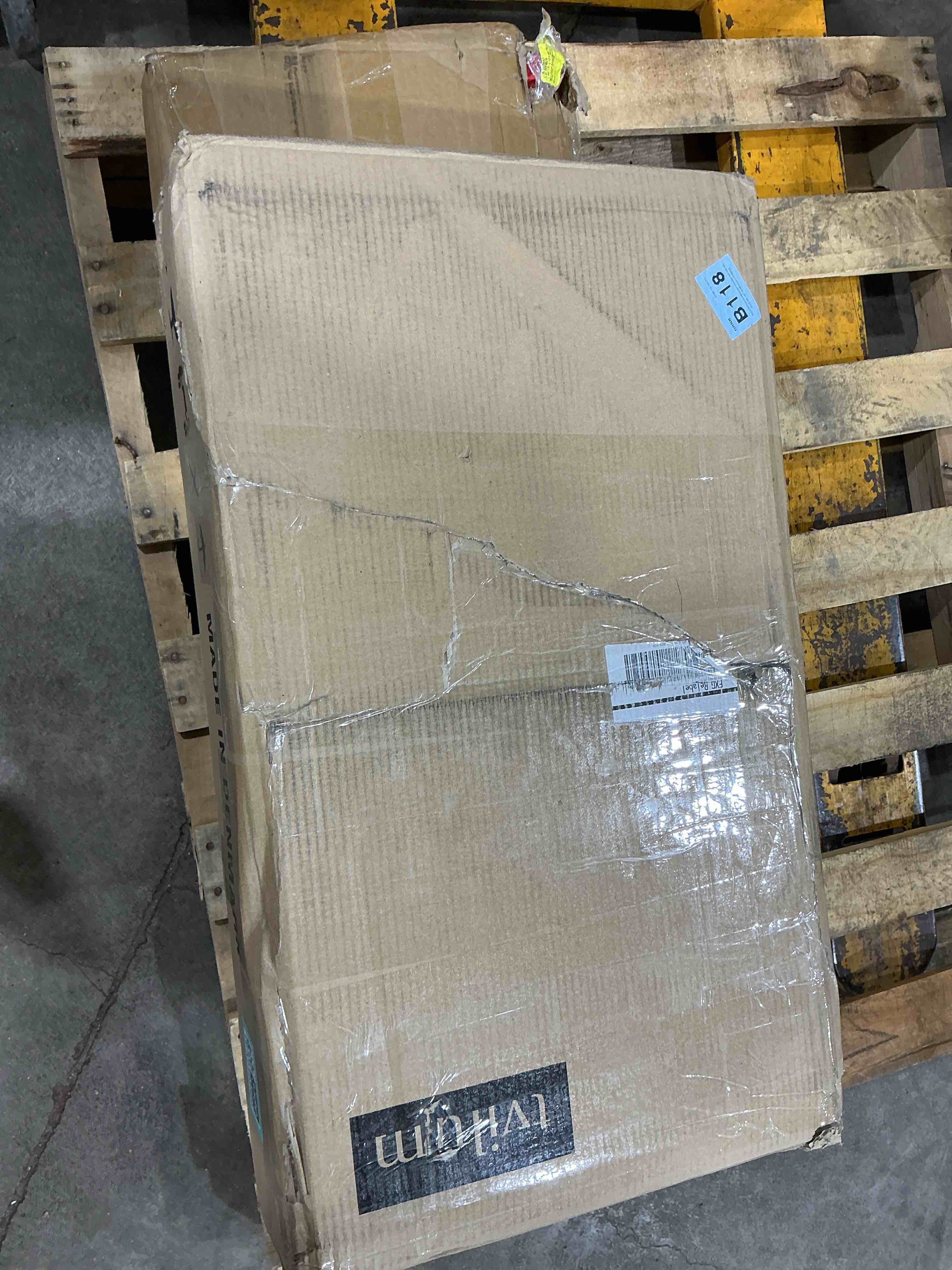 https://s3.amazonaws.com/lotting-images-prod/JasonMadden/TEA2323580_1750206897058.jpeg