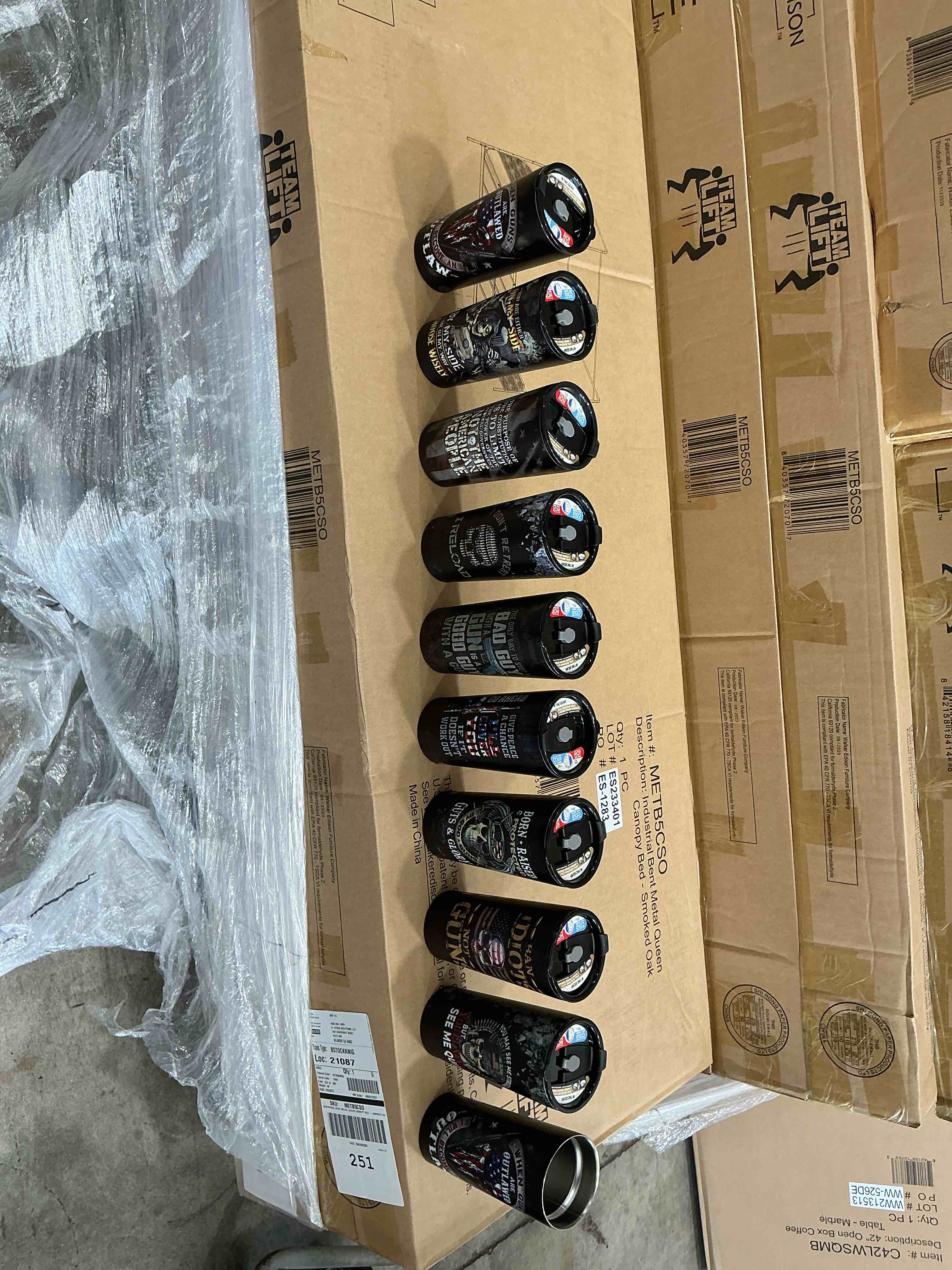 BUNDLE… Tac Gear 20 ounce tumbler for hot and cold, this auction includes 10 tumblers, and 9 lids
