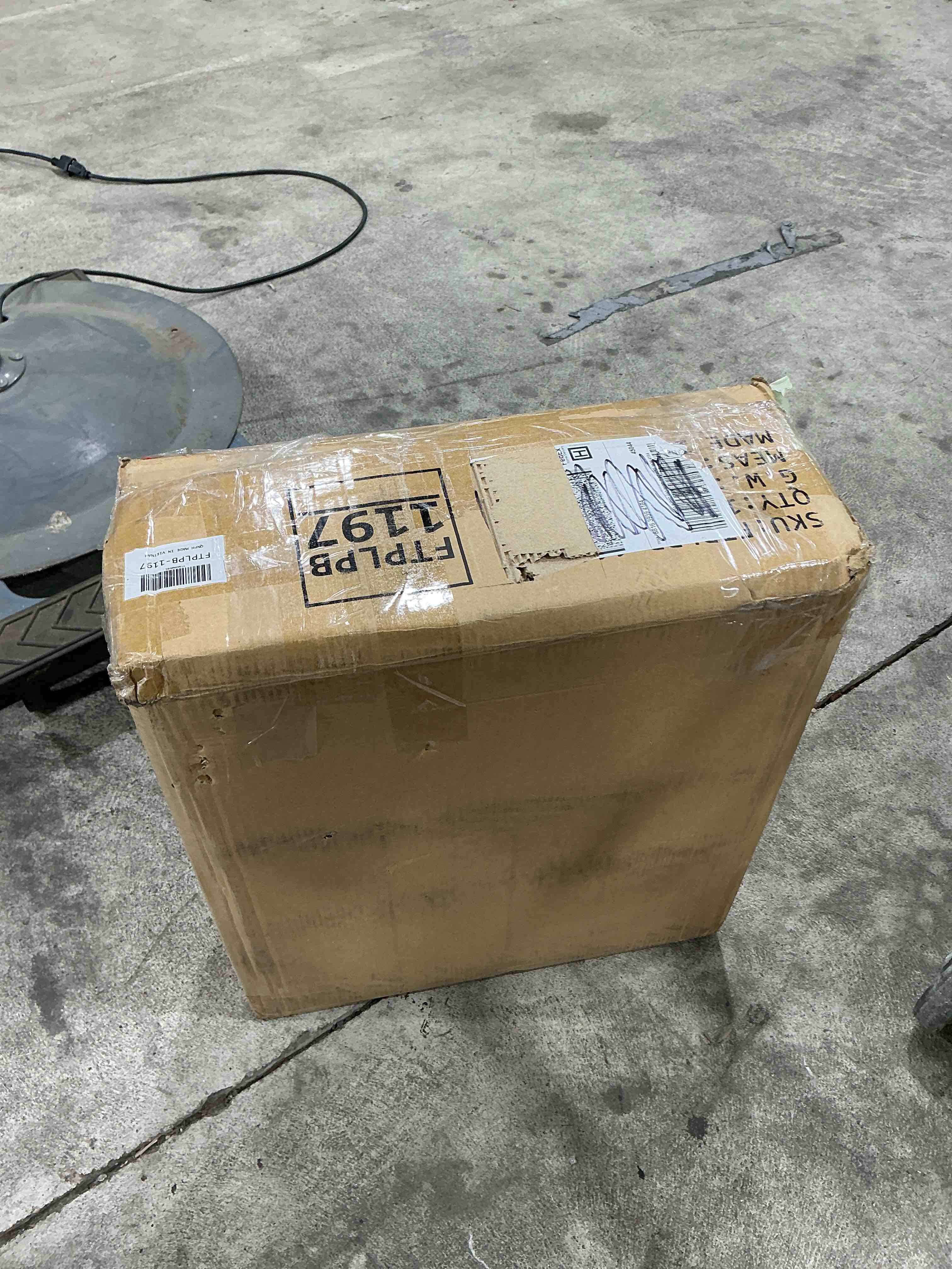 https://s3.amazonaws.com/lotting-images-prod/JasonMadden/TEA2324309_1752593961449.jpeg