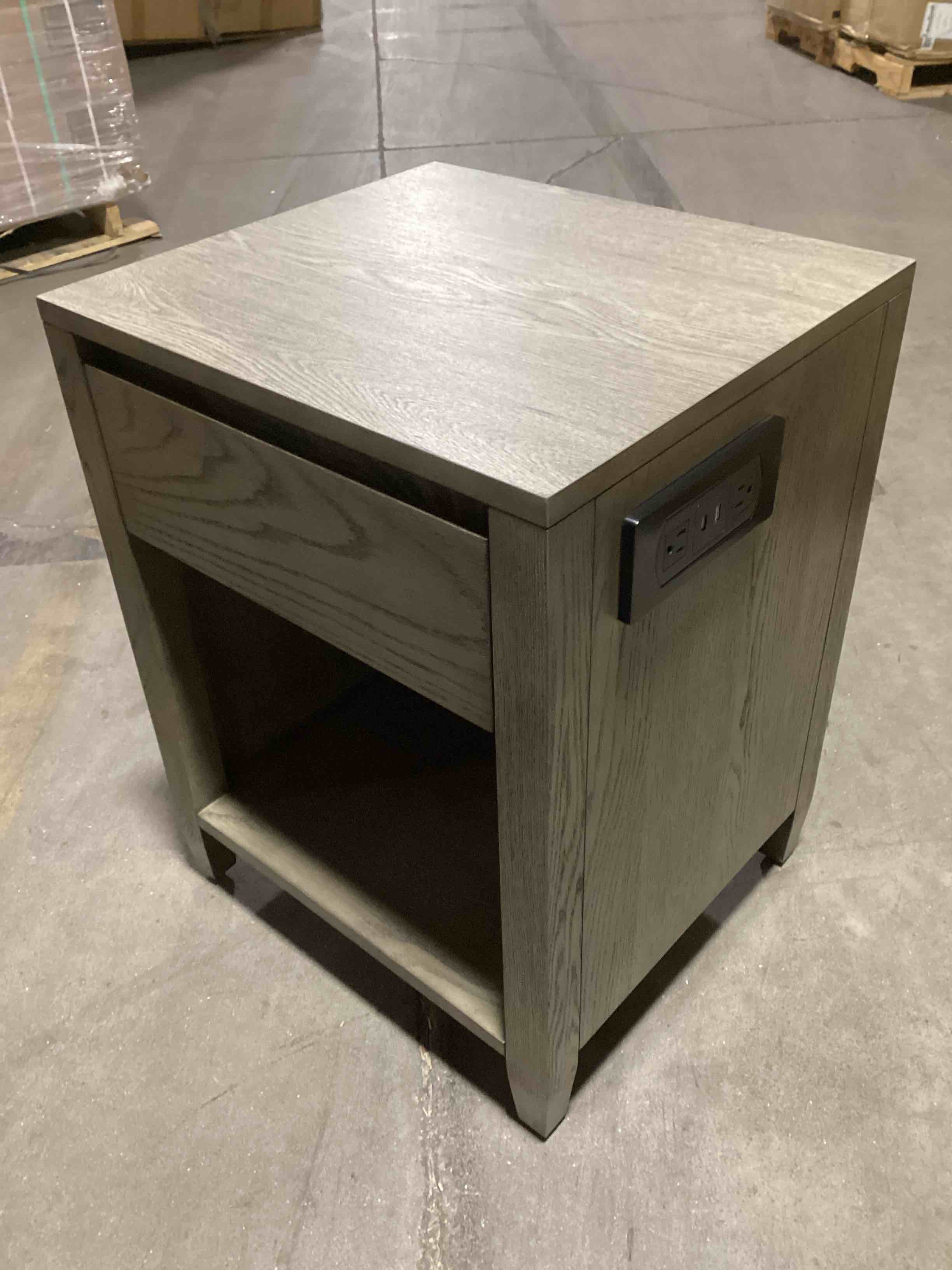 Landing Carter Oak 2-Drawer Night Stand With Charging Station On Right, 20in x 18in x 26in