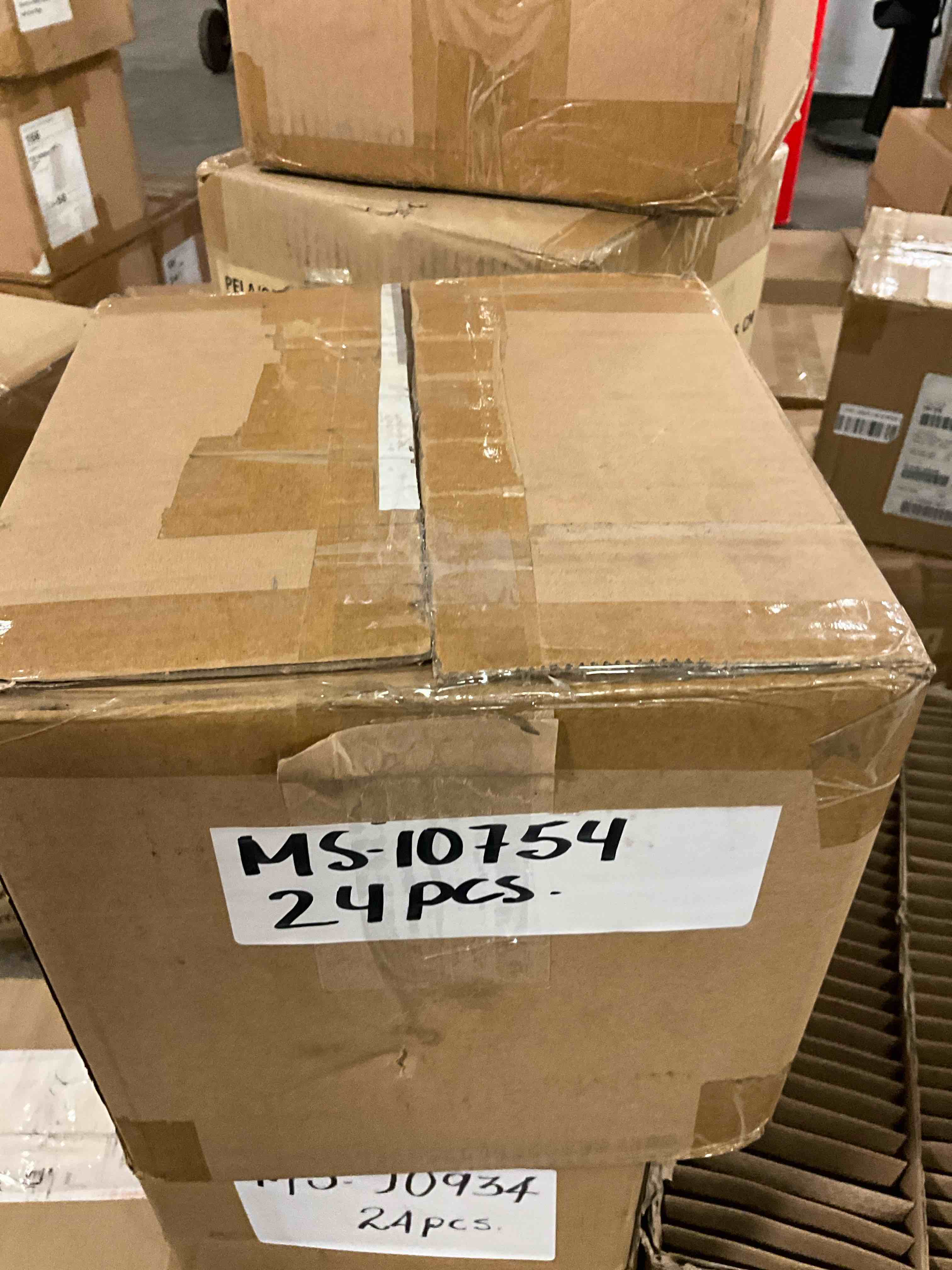 https://s3.amazonaws.com/lotting-images-prod/Ms-10754_1755269311376.jpeg