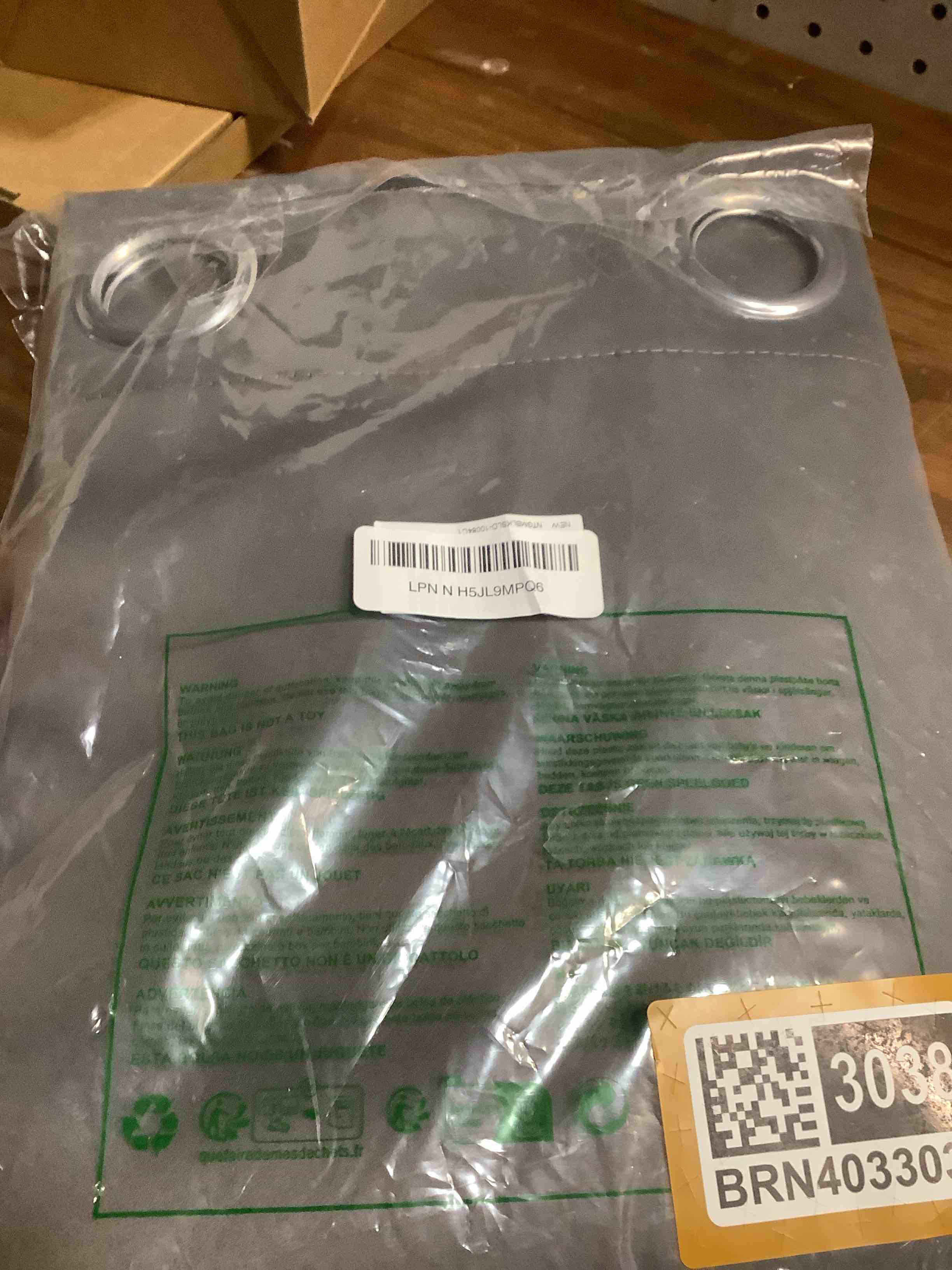 Condition photo showing Good Condition for NICETOWN Grey Blackout Patio Sliding Door Curtains 84 inch Length, Grommet Room Divider Thermal Insulated Curtain Drapes for French Door/Living Room (Gray, W100 x L84, 1 Panel) Grey 100"W x 84"L (Pack of 1)