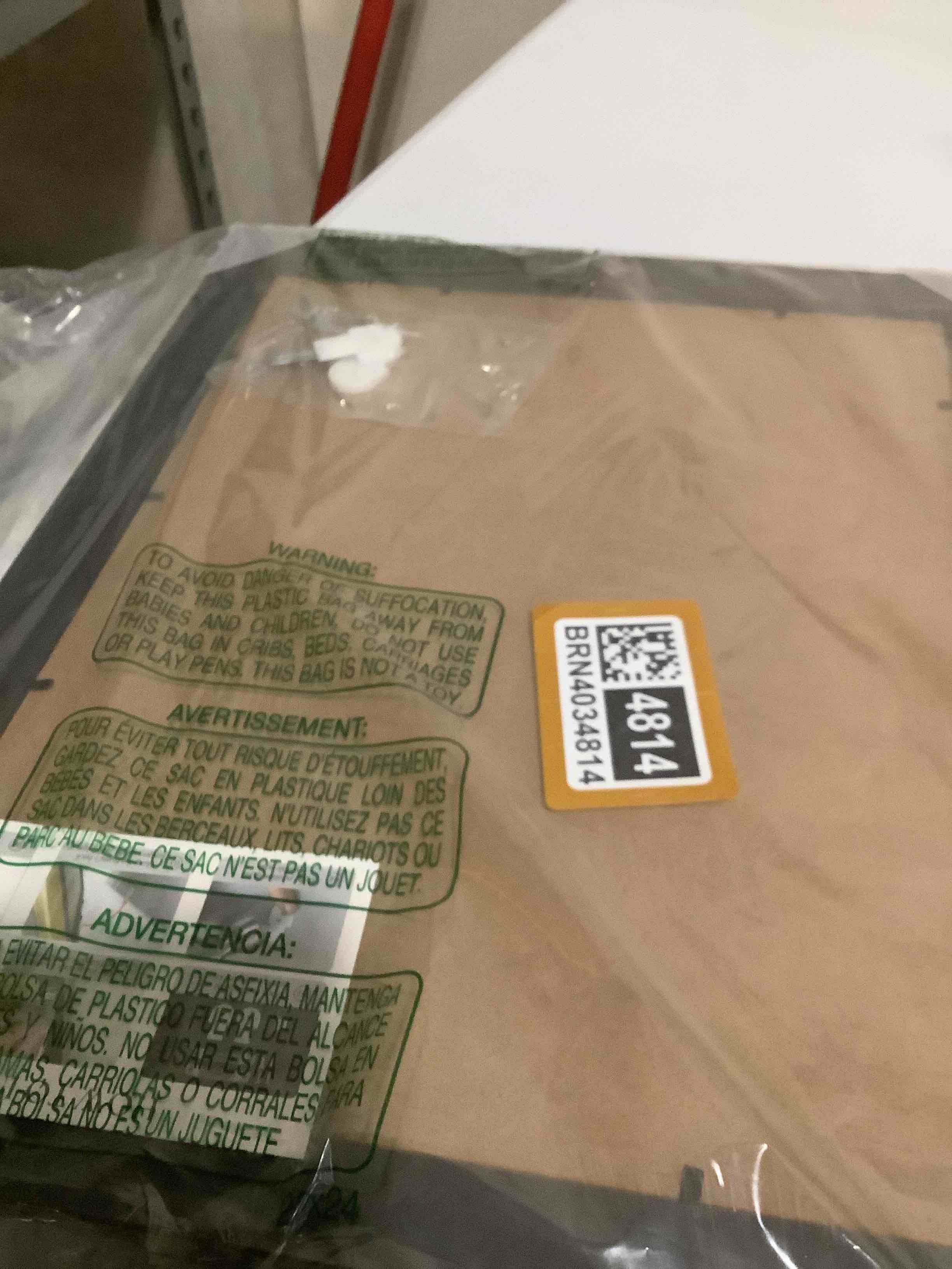 Condition photo showing Good Condition for VIYYIEA Gold Framed Wall Art Canvas Print Home Decor White Hydrangea Oil Painting Canvas Prints Room Aesthetic Flower Prints Decoration Bedroom Bathroom Wall Decor Kitchen Office 13x16in Hydrangea 16"L x 13"W