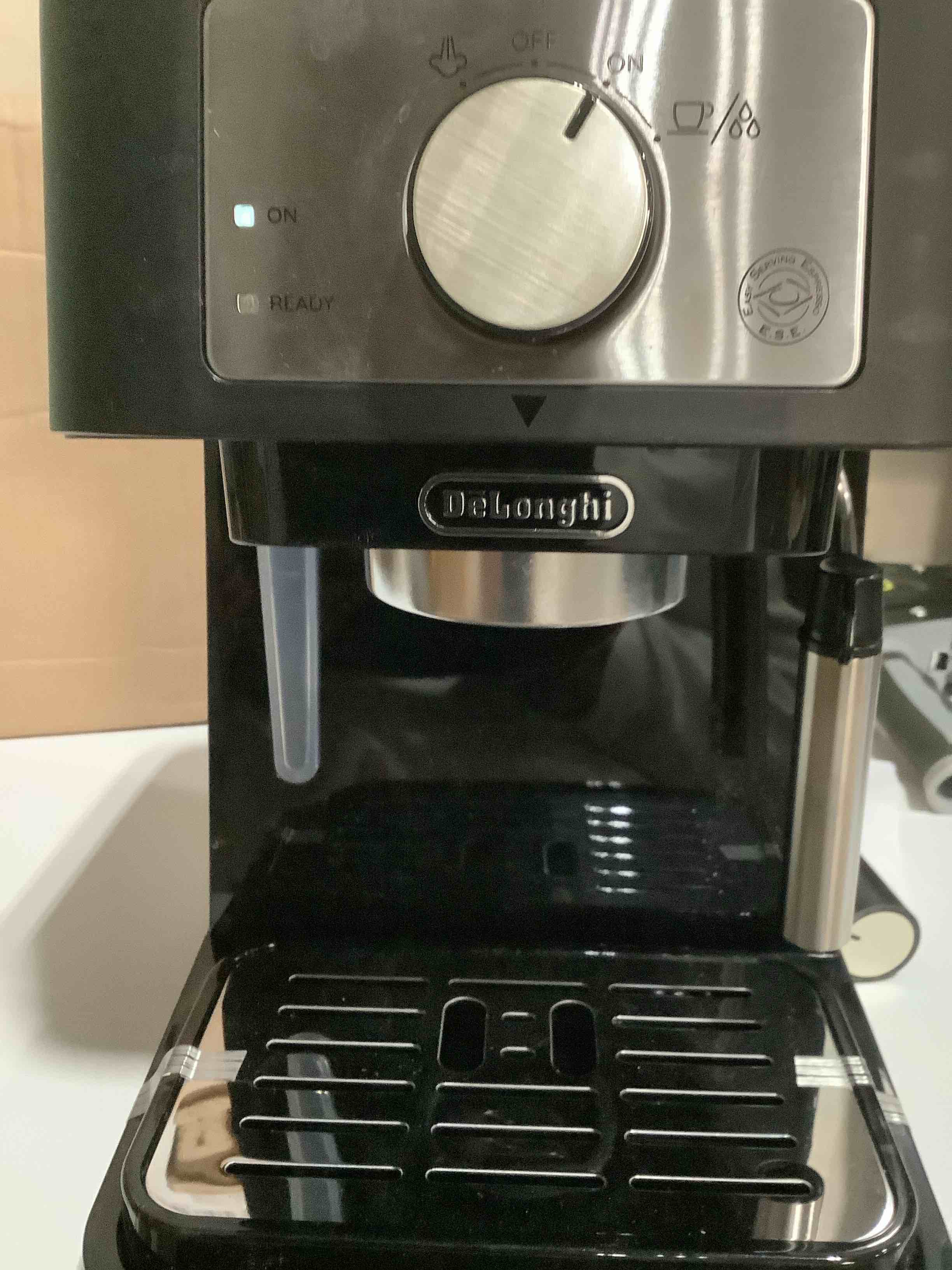 Condition photo showing Good Condition for De'Longhi Stilosa Manual Espresso Machine, Compact Coffee Maker, 15 Bar Pump Pressure, Manual Milk Frother Steam Wand for Authentic Single & Double Espresso, Lattes & Cappuccinos, Tamper Included