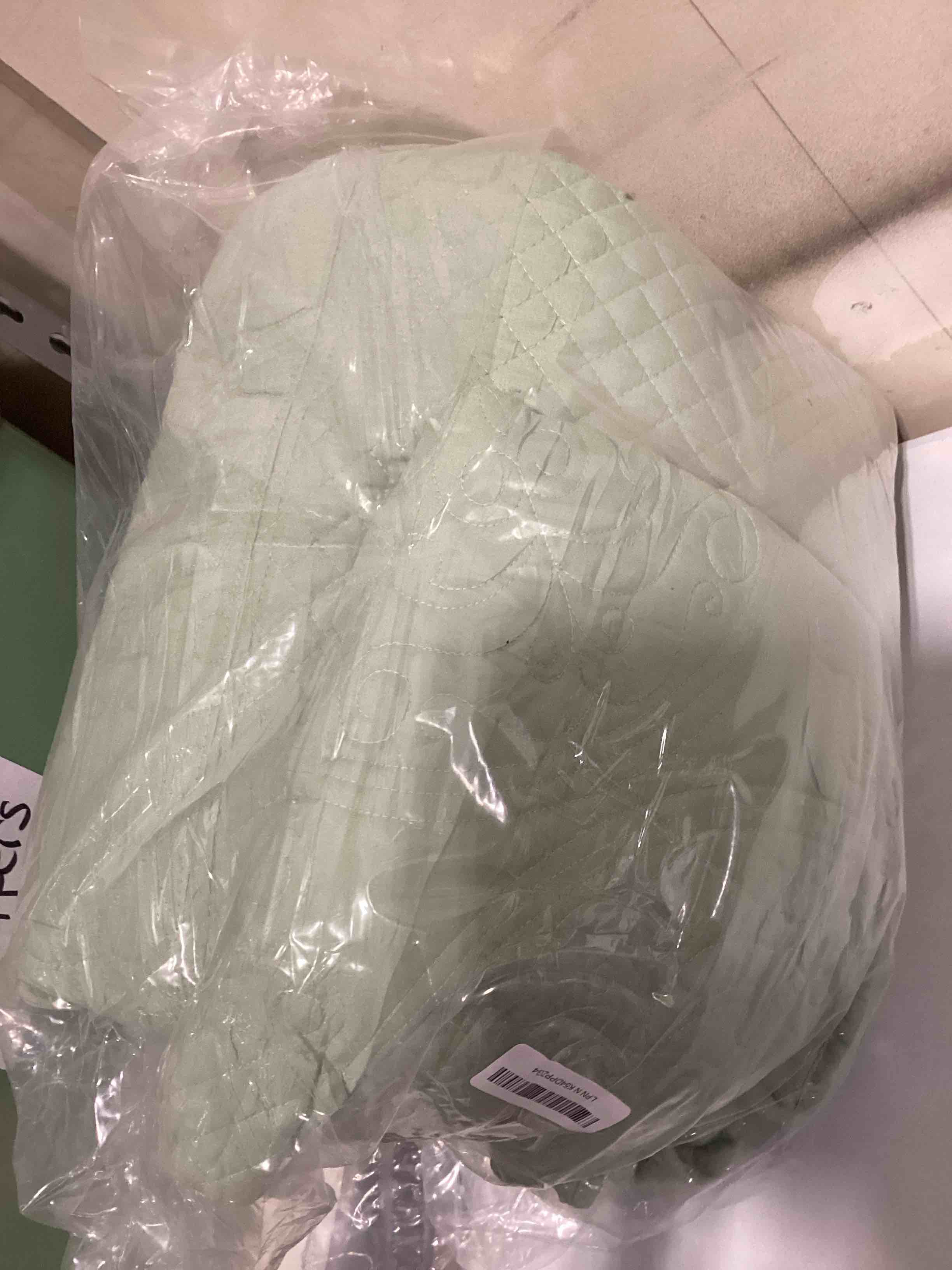 Condition photo showing Good Condition for Cmfshape Oversized King Quilt Set Bedspread 128x120-Sage Green California King Quilts 3 PCS-Lightweight Quilted Bedding Extra Large-Bohemian Coverlet for All Season Style4 Sage Green Super King 128"x120"