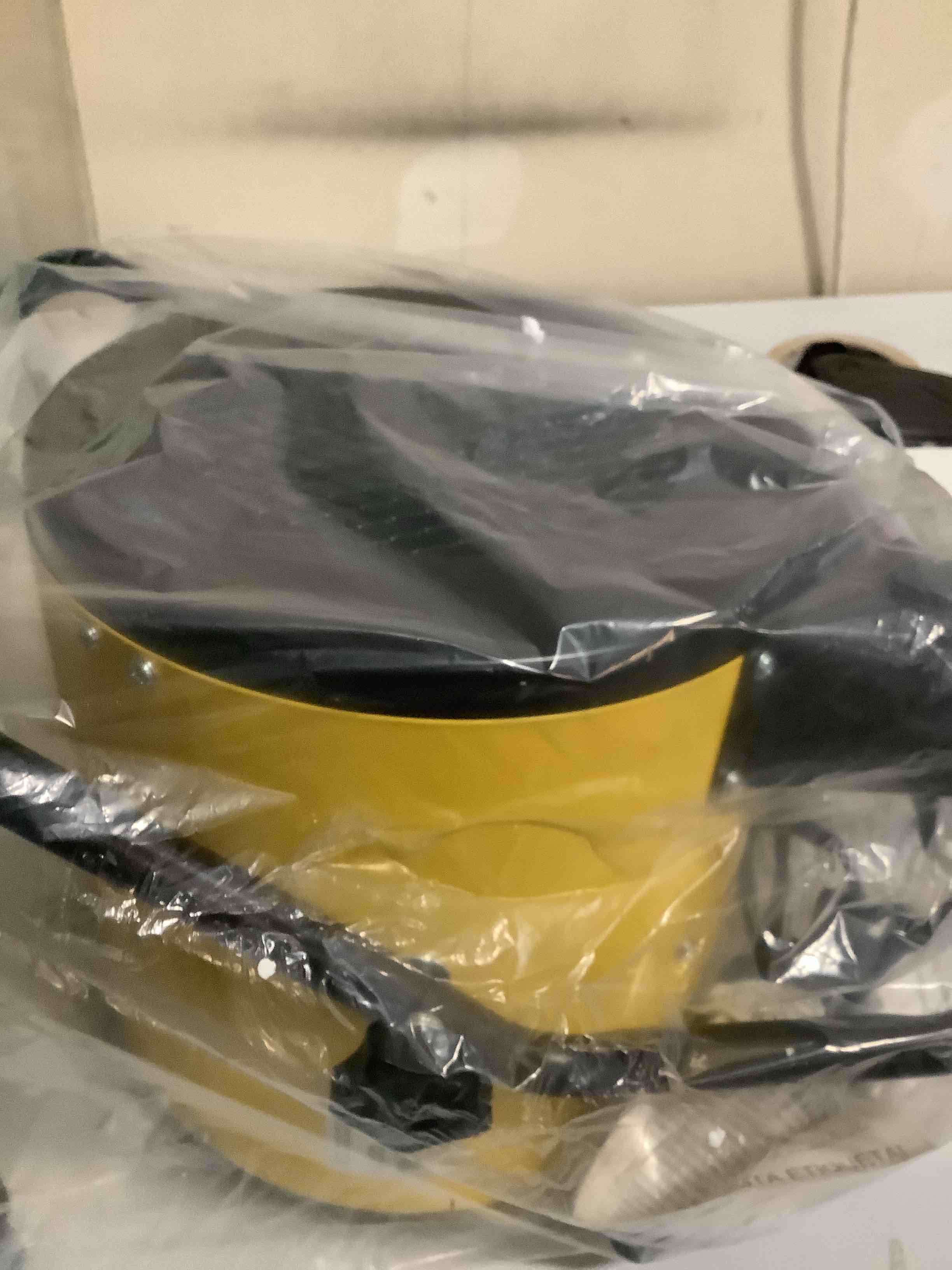 Condition photo showing Good Condition for Greenhouse Heater with Thermostat, 1500W Outdoor Heaters for Patio, Fast Heating, Overheat Protection, Electric Space Heaters for Greenhouse, Grow Tent, Patio, Garage, Indoor?Silver?