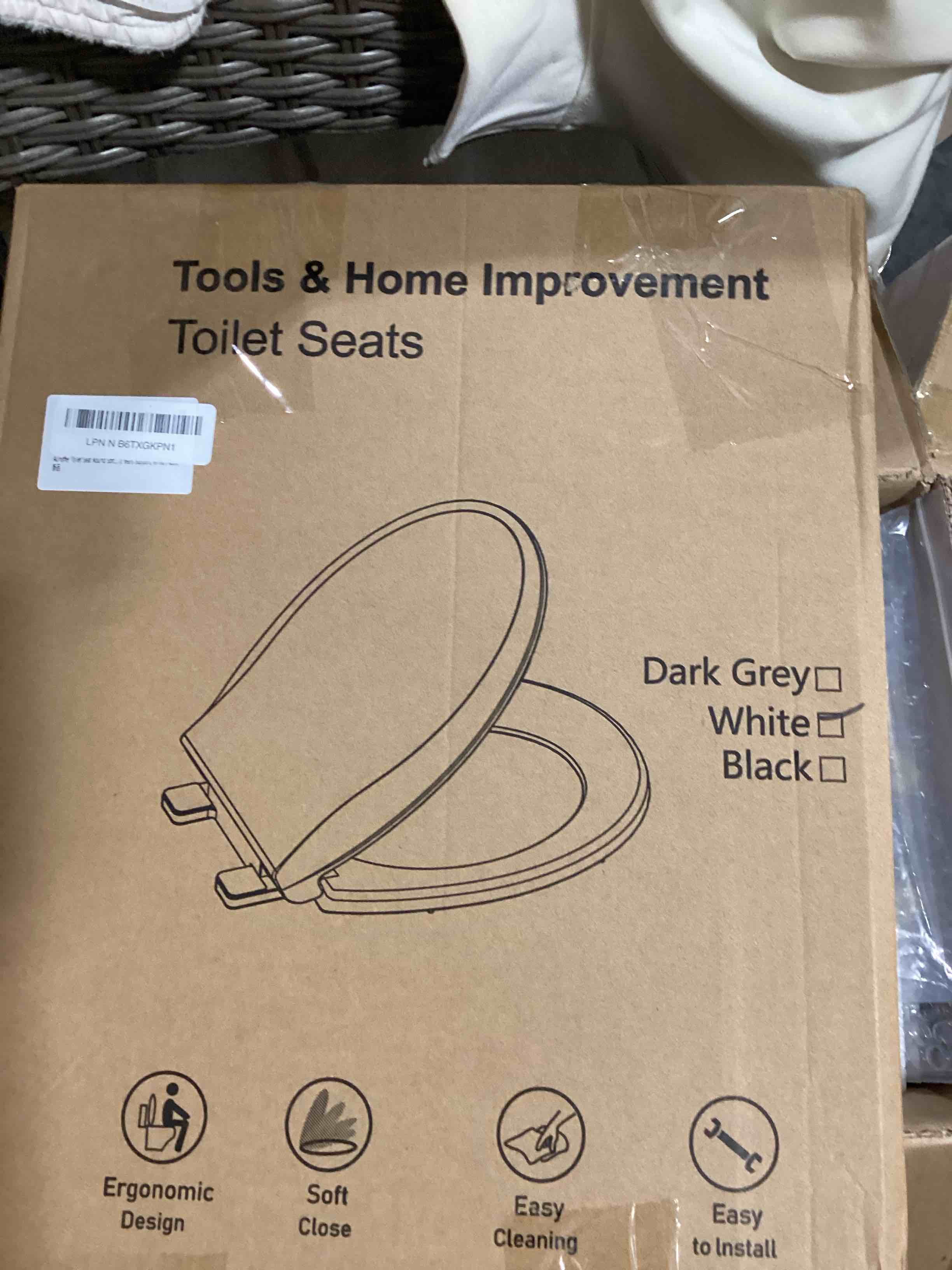 Condition photo showing Good Condition for Toilet Seat Round Soft Close16.5'', Toilet Lid Slow Close Quiet No Slam, Easy Installation & Release?Safe PP Material Easy Clean, Comfortable Ergonomic Design, 2 Years Support, White Plastic White Round 16.5inch