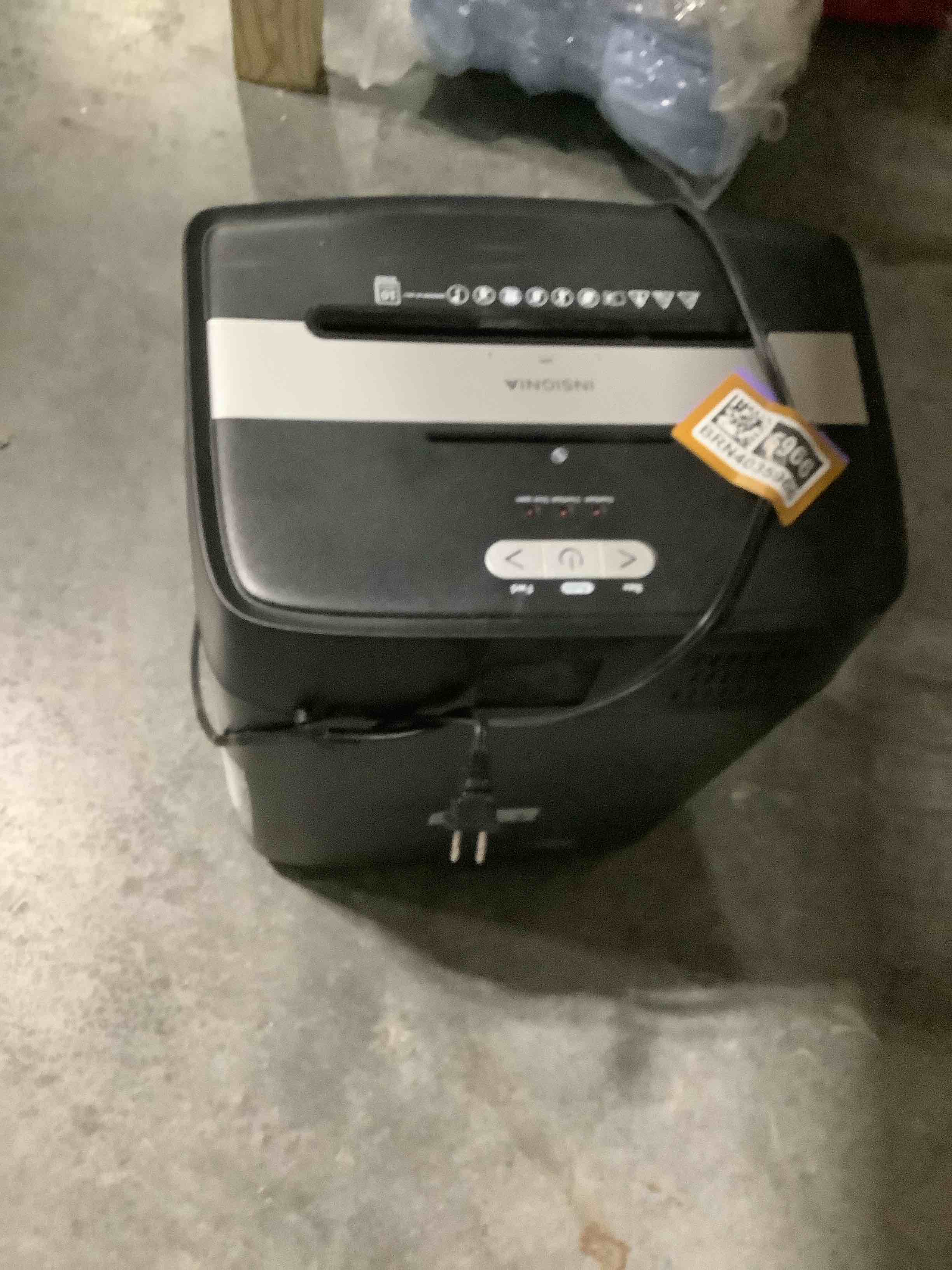 https://s3.amazonaws.com/lotting-images-prod/NKYBargainOutlett/BRN4035966_1777912980036.jpeg