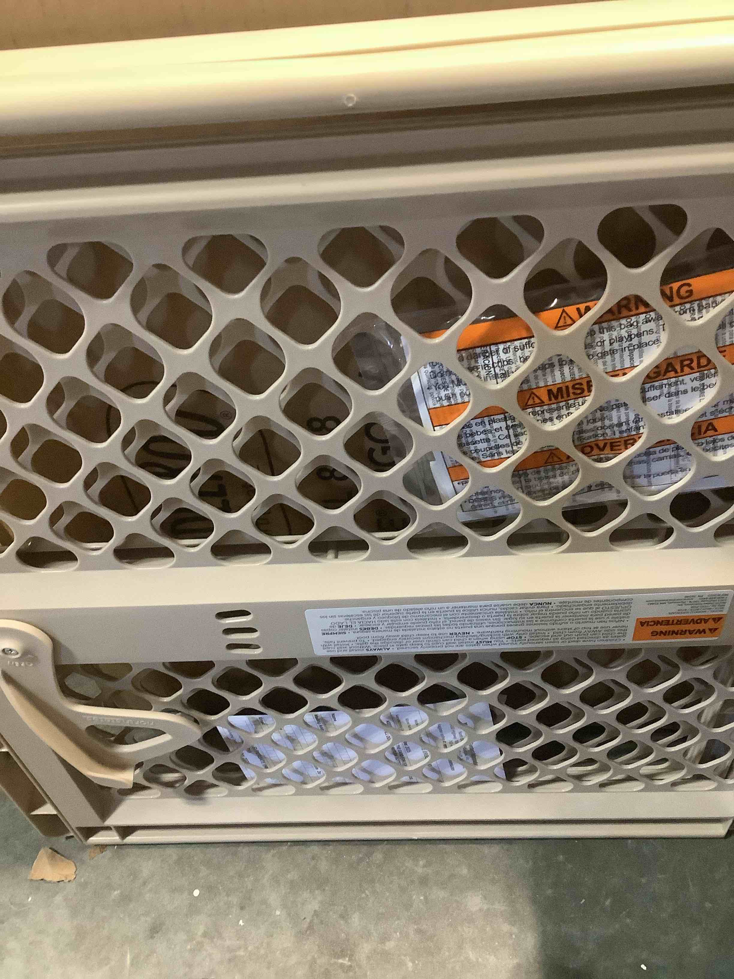 Condition photo showing Good Condition for Toddleroo by North States - Supergate Ergo Baby Gate: Plastic Baby Gate for Stairs & Doorways - Adjustable Indoor Safety Gate - Made in USA - 26 to 42 Inches Wide - 26 Inches Tall - Sand