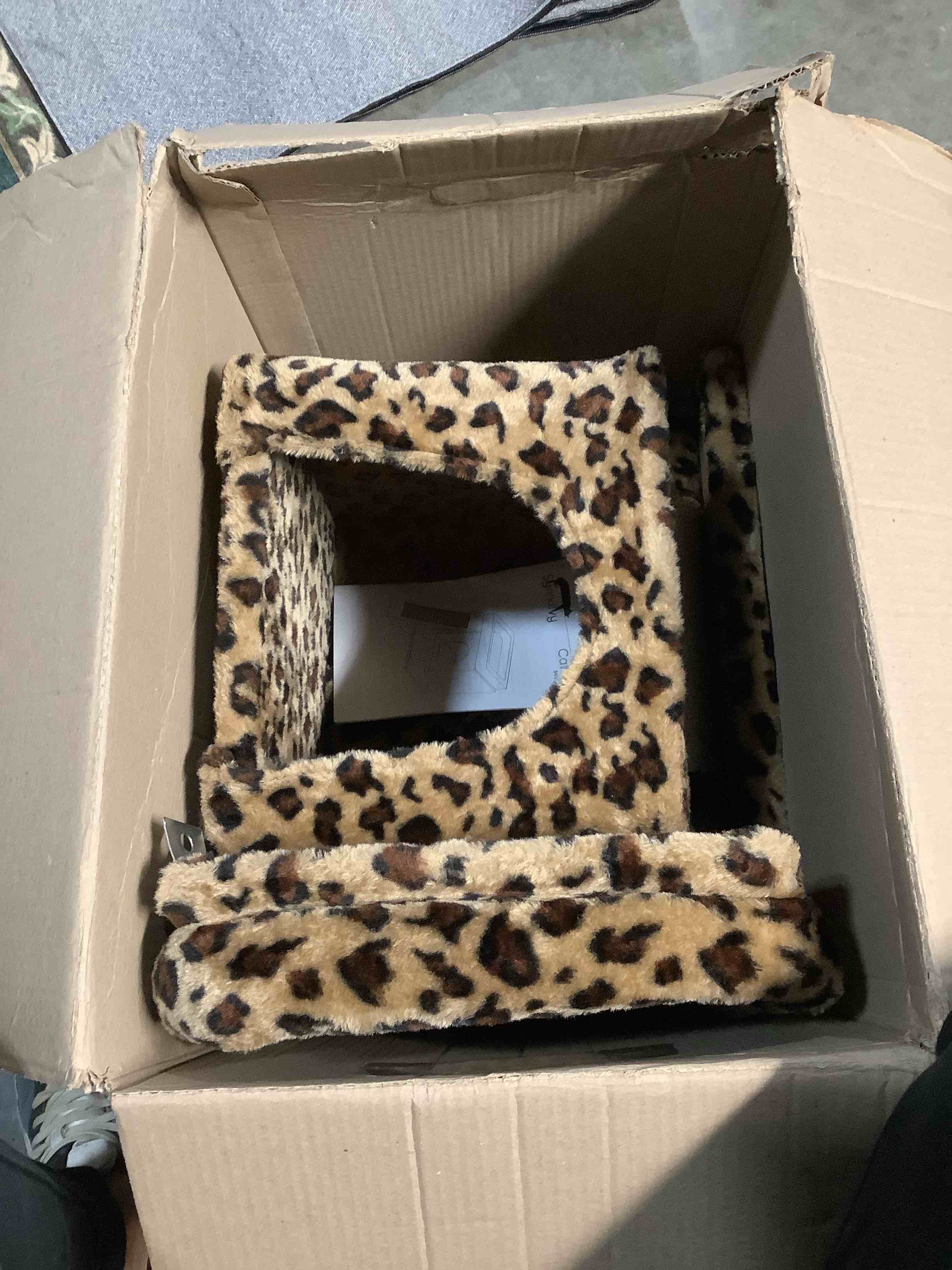 Condition photo showing Good Condition for SYANDLVY Small Leopard Print Cat Tree with Perch for Indoor Cats, Cat Tower with Scratching Post, Modern Activity House for Large Cats, Condo with Board, Kittens Cave