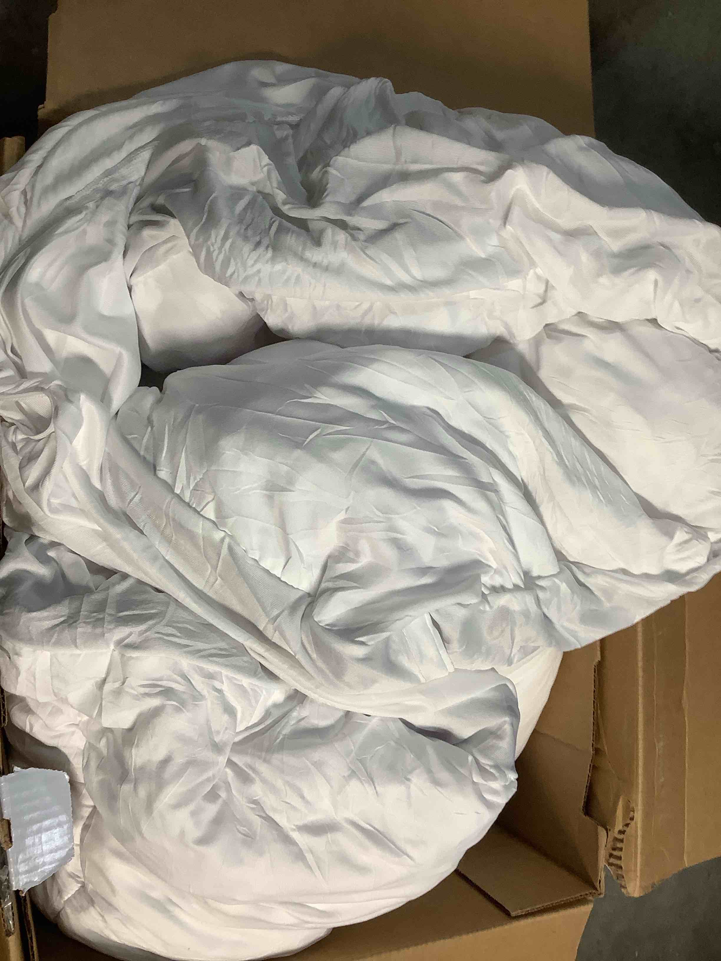 Condition photo showing As Is for Queen Size Dual Layer 4 Inch Memory Foam Mattress Topper for Pressure Relief, 2" Breathable Pillow Top Plus 2" Cooling Gel Memory Foam Mattress Pad, 21" Elastic Pocket, Medium Support, White