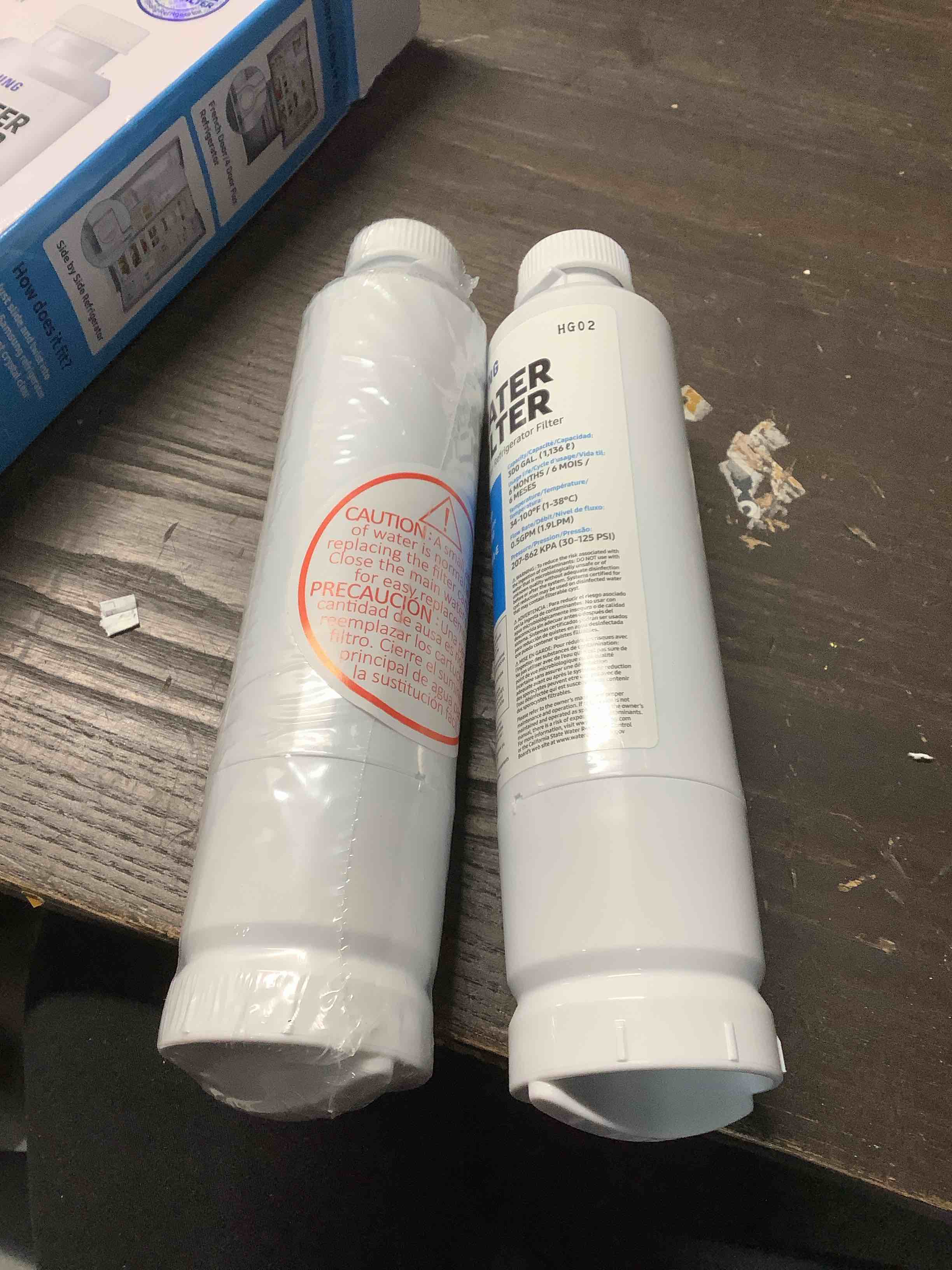 Condition photo showing Good Condition for SAMSUNG Genuine Filters for Refrigerator Water and Ice, Carbon Block Filtration for Clean, Clear Drinking Water, DA29-00020B-2P, 2 Pack