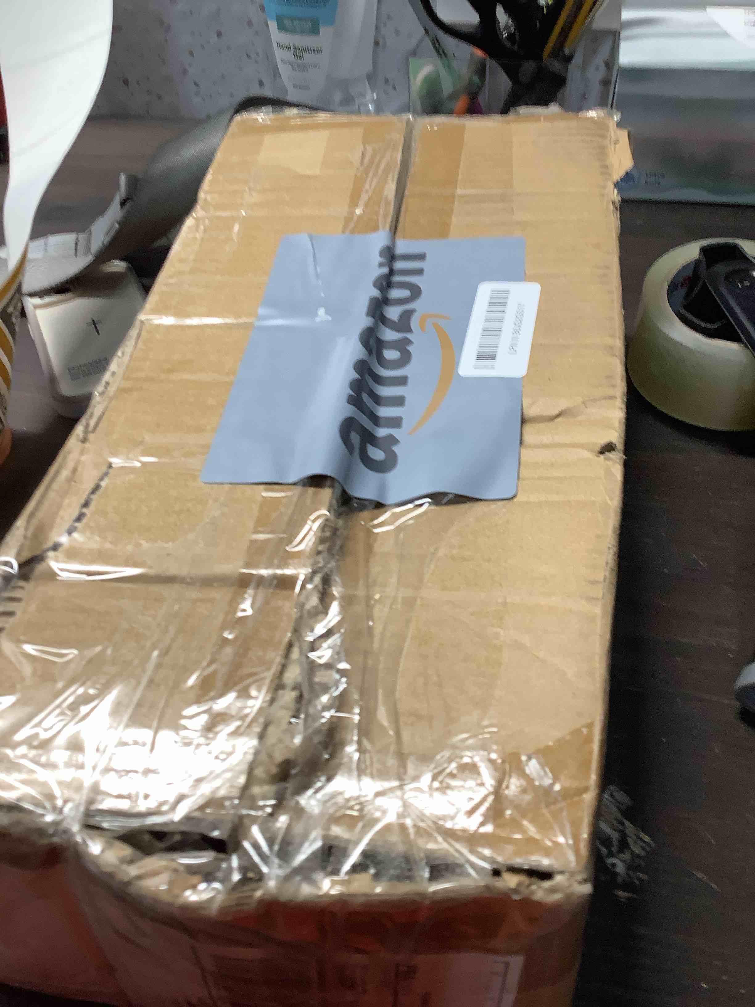 Condition photo showing Good Condition for USX MOUNT Swivel TV Wall Mount for 26-60 Inch TVs up to 80 lbs, Single Articulating Arm, Full Motion TV Wall Mount Bracket with Swivel and Tilt, Max VESA 400x400mm 26-60" Full Motion TV mount