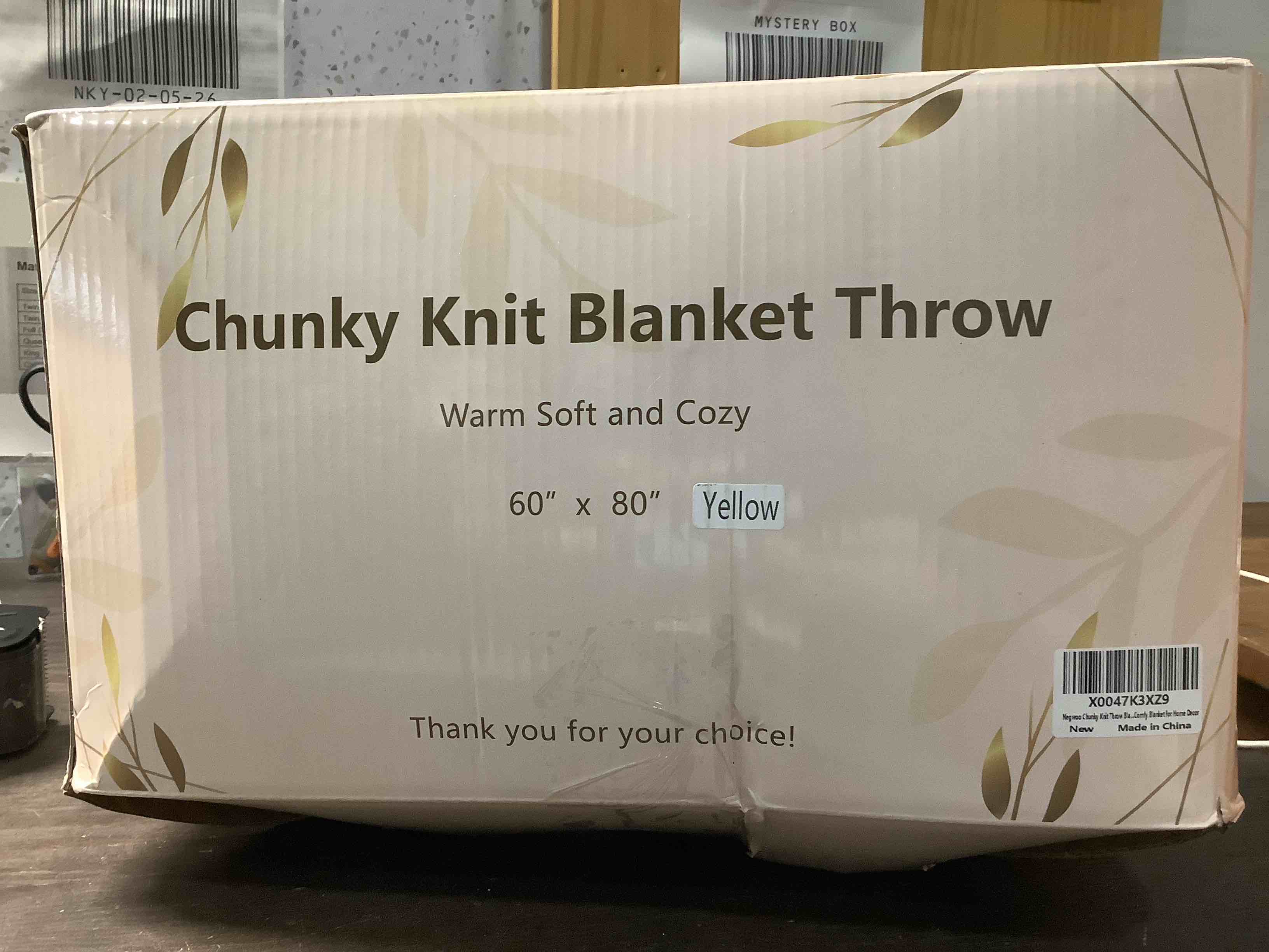 Condition photo showing Good Condition for Chunky Knit Throw Blanket, 60''*80'' Knitted Throw Chenille Yarn for Bed Couch, Handmade Yellow Crochet Big Thick Blanket, Machine Washable Cute Comfy Blanket for Home Decor Yellow 60"x80"