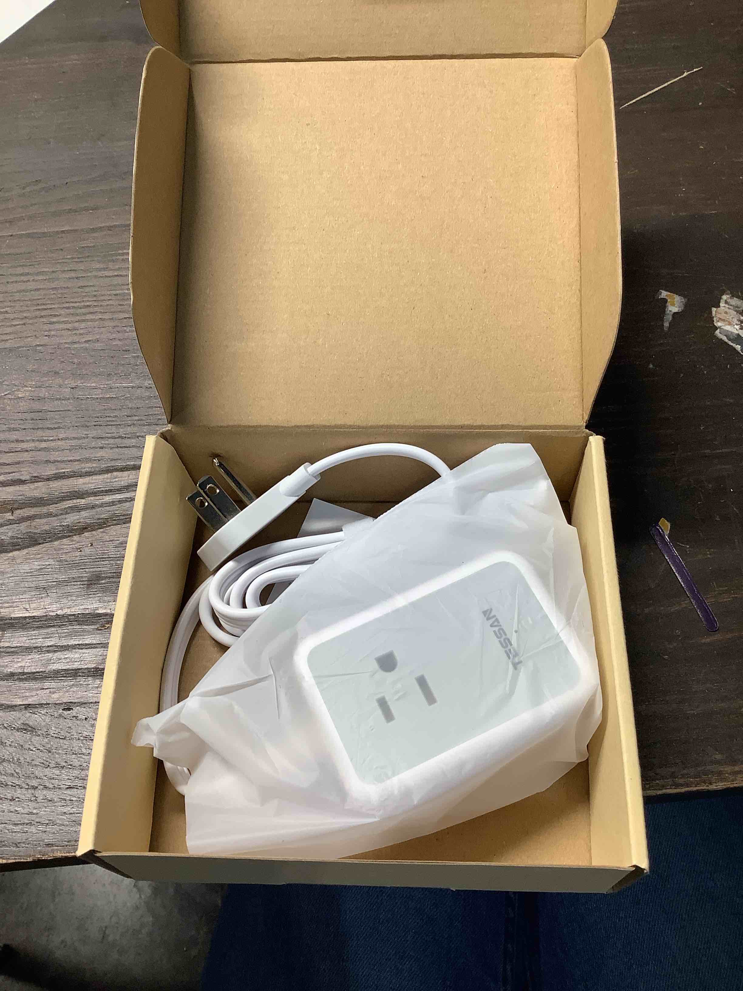 Condition photo showing Good Condition for TESSAN Small Flat Plug Power Strip, Ultra Thin Extension Cord with 3 USB Wall Charger (1 USB C), 3 Outlets Mini Charging Station, 5 ft Slim Plug for Cruise Travel Office School Dorm Room Essentials Gray 5 FT (3 USB Ports)