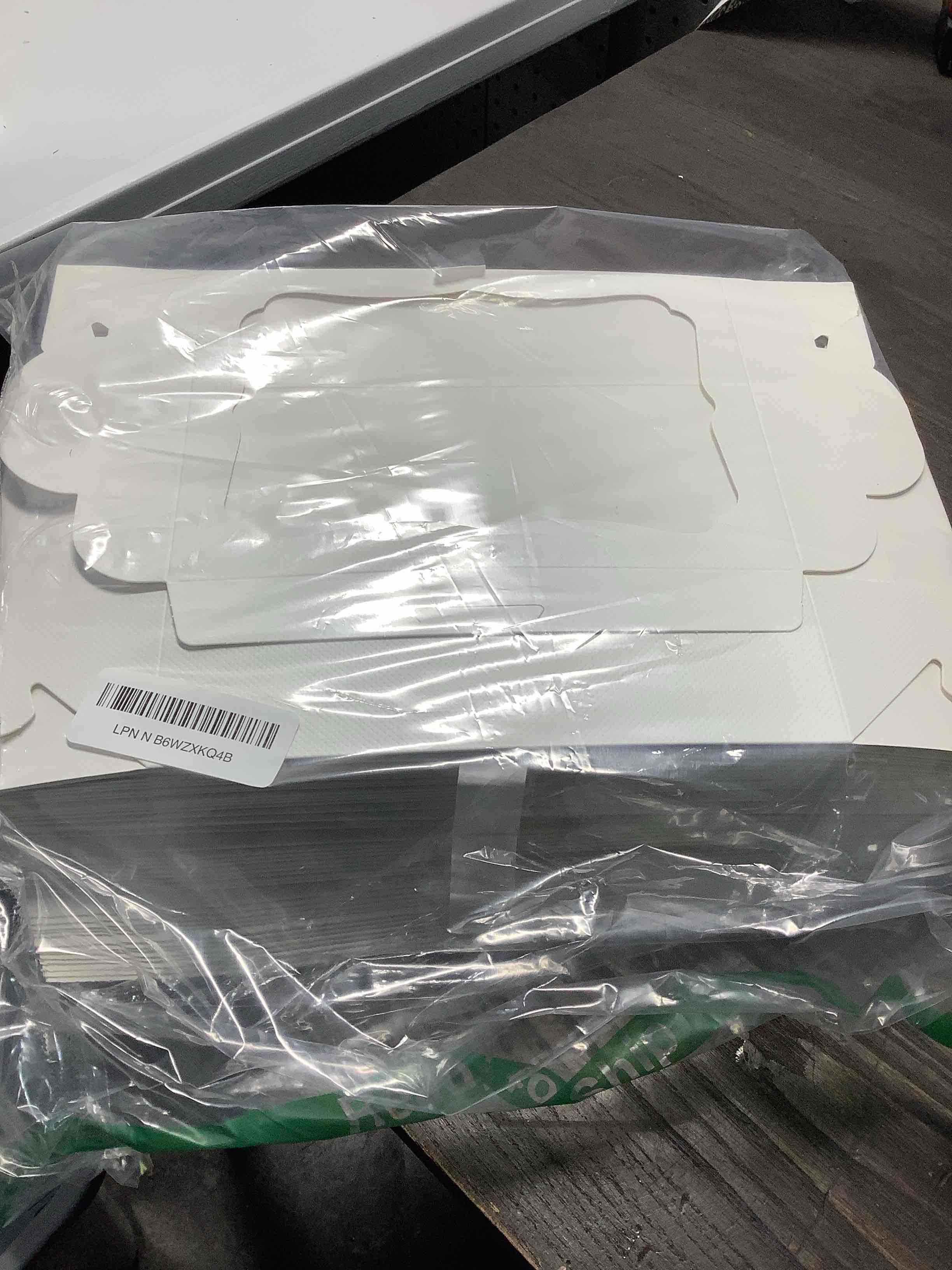 Condition photo showing Good Condition for 50pcs 8x6x2.5 Inch White Bakery Boxes Cookie Boxes with Window Treat Boxes Dessert Boxes for Cookie,Pastry,Macaron,Donut,Muffins,Chocolate,Cupcake and Candy Gift Giving White 8x6x2.5 inch 50