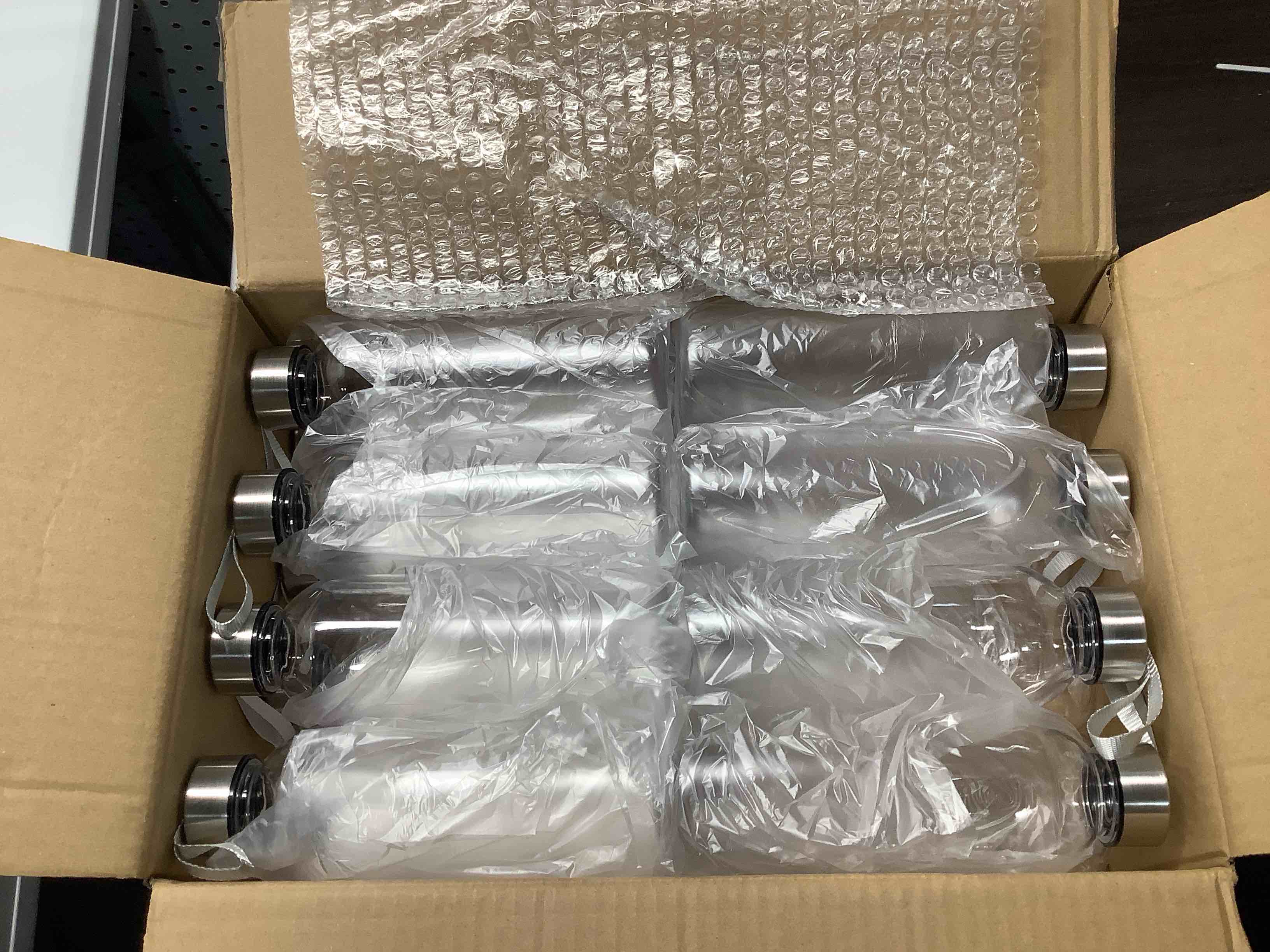 Condition photo showing Good Condition for Olgaa 16 Pcs Reusable Clear Water Bottles Bulk for Kids School 17oz with Stainless Steel Leak Proof Lid Portable nylon Handle Carrying Strap for Refrigerator Water Juice Beverage