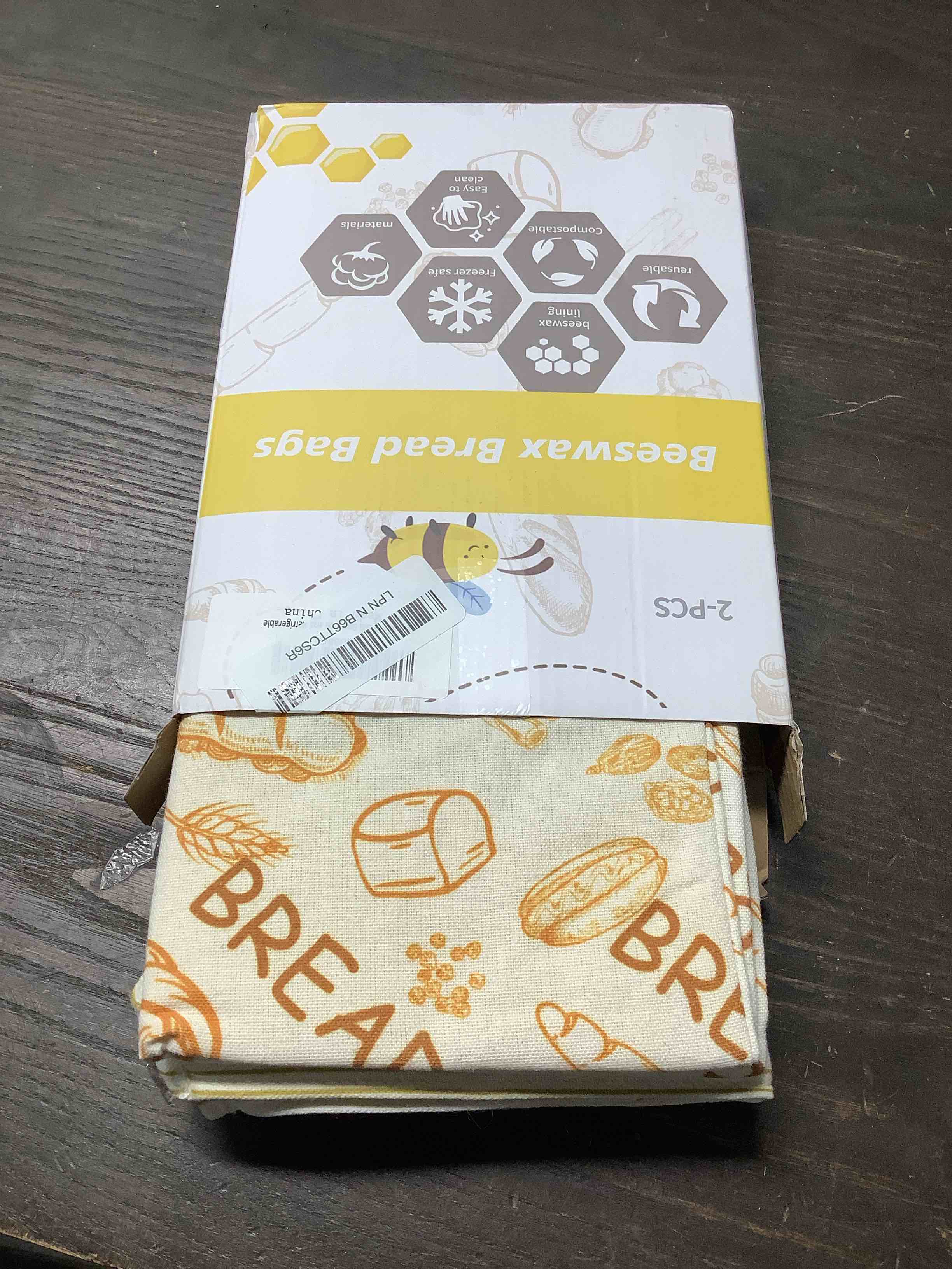 Condition photo showing Good Condition for Linen Beeswax Bread Bags for Homemade Bread Sourdough, XL Reusable Double-Lock Freezer Bread Container, Sourdough Bread Bags Ideal Christmas Gift for Homemade, Food Storage, Bakery Essentials 2 Pack