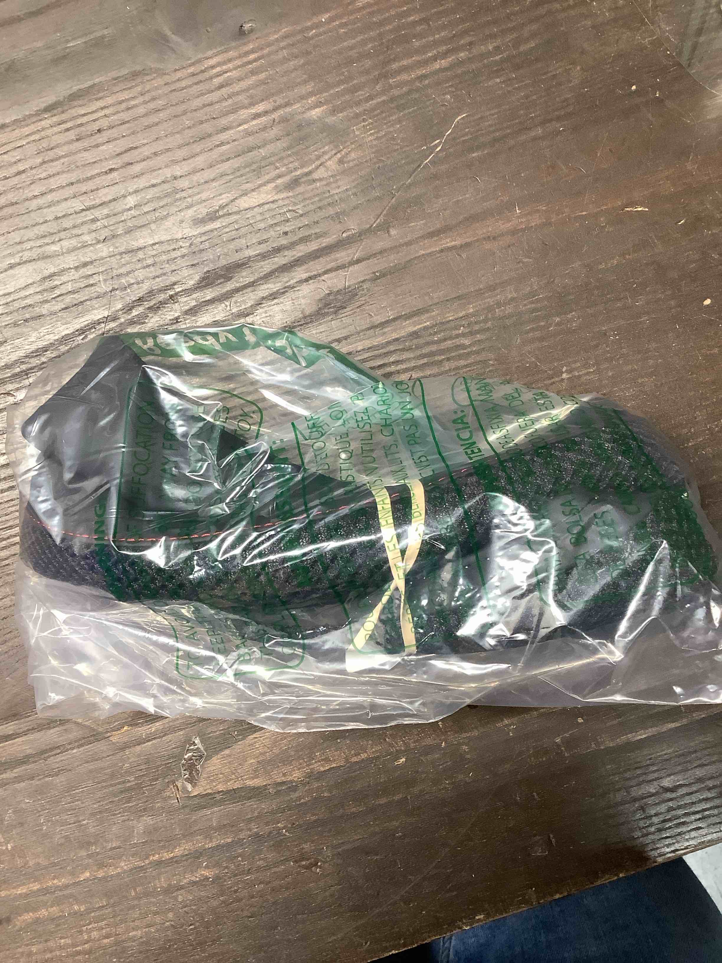 Condition photo showing Good Condition for KAFEEK Steering Wheel Cover, Universal 15 inch, Microfiber Leather Viscose, Breathable, Anti-Slip,Warm in Winter and Cool in Summer, Black black Standard size[14 1/2''-15'']