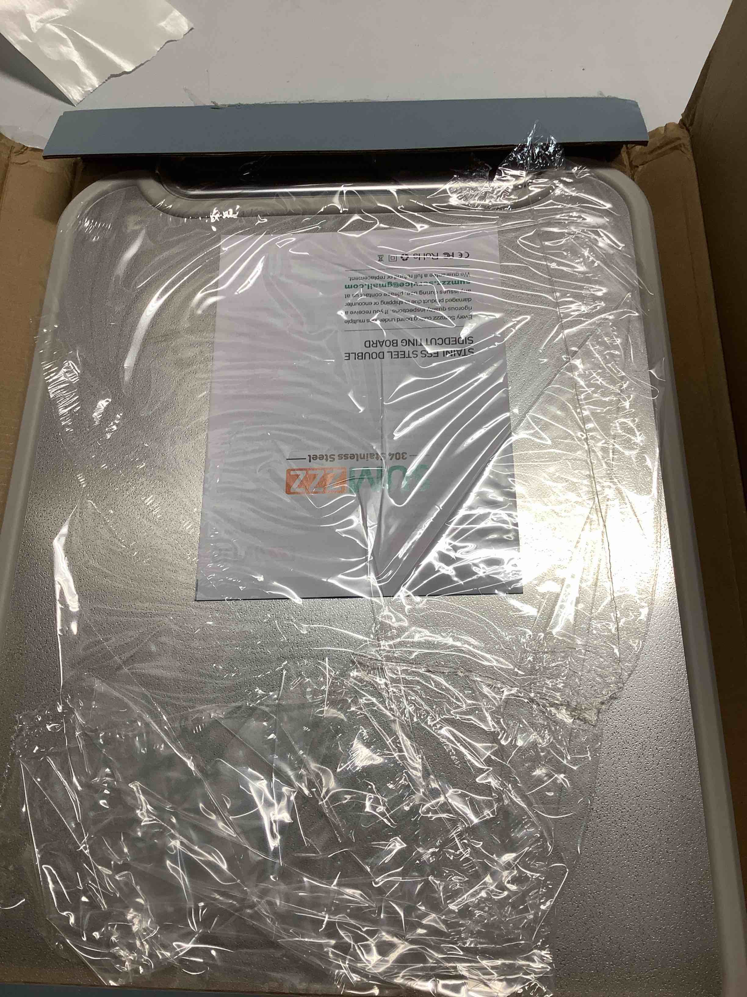 Condition photo showing Good Condition for stainless steel cutting board for kitchen, 2-in-1 double-sided chopping board, food grade stainless steel/pp, easy to clean, large size