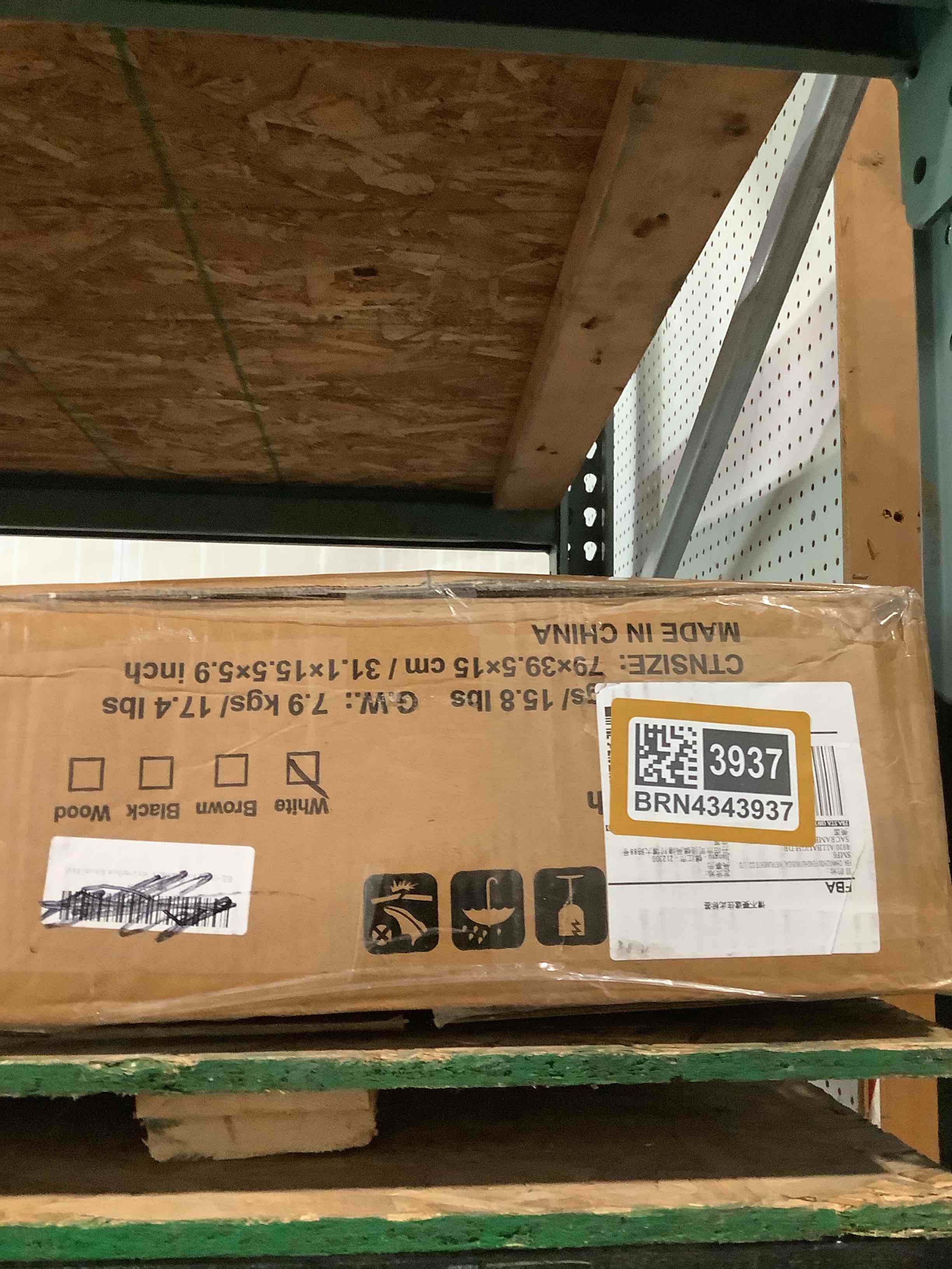 https://s3.amazonaws.com/lotting-images-prod/NKYBargainOutlett/BRN4343937_1776356677235.jpeg