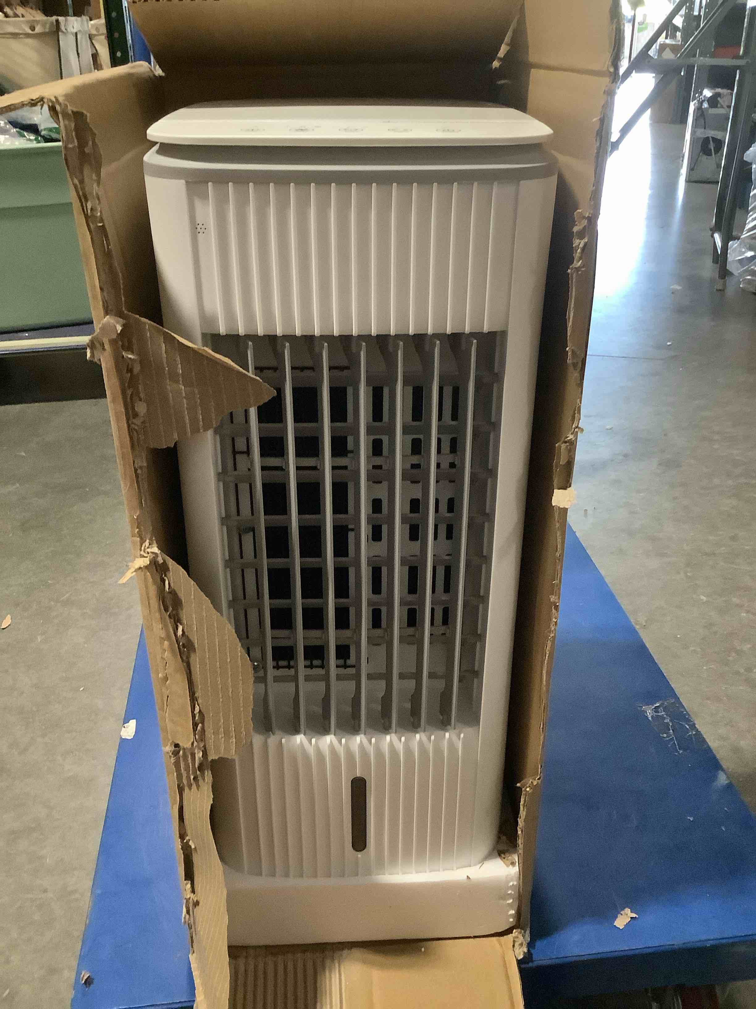Condition photo showing As Is for 3-in-1, portable air conditioners, evaporative air cooler w/ 4 ice packs, 3l water tank for cooing, 7h timer for auto-off, swamp coolers with 70° oscillation, cream