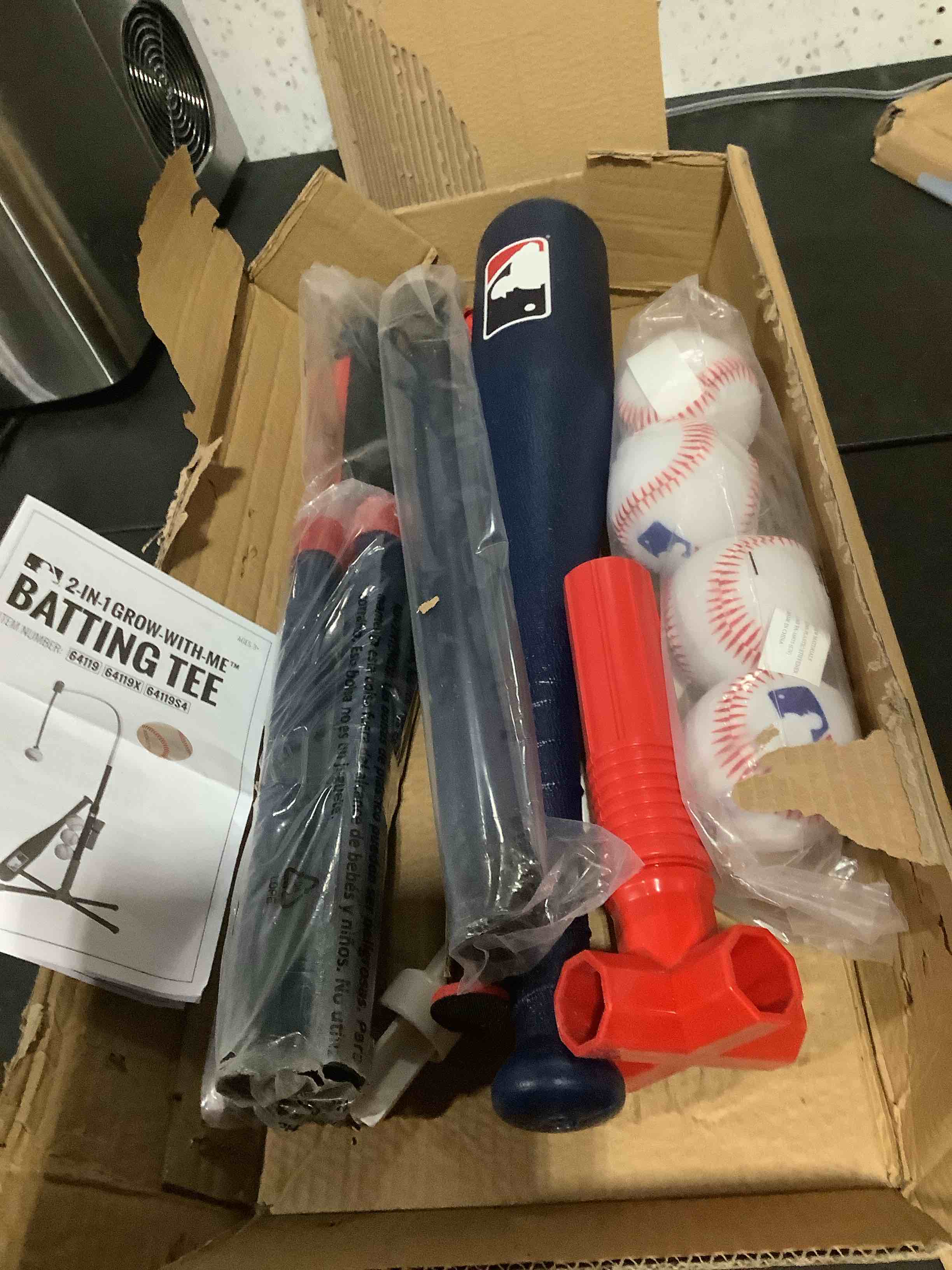 https://s3.amazonaws.com/lotting-images-prod/NKYBargainOutlett/BRN4343992_1776525080662.jpeg
