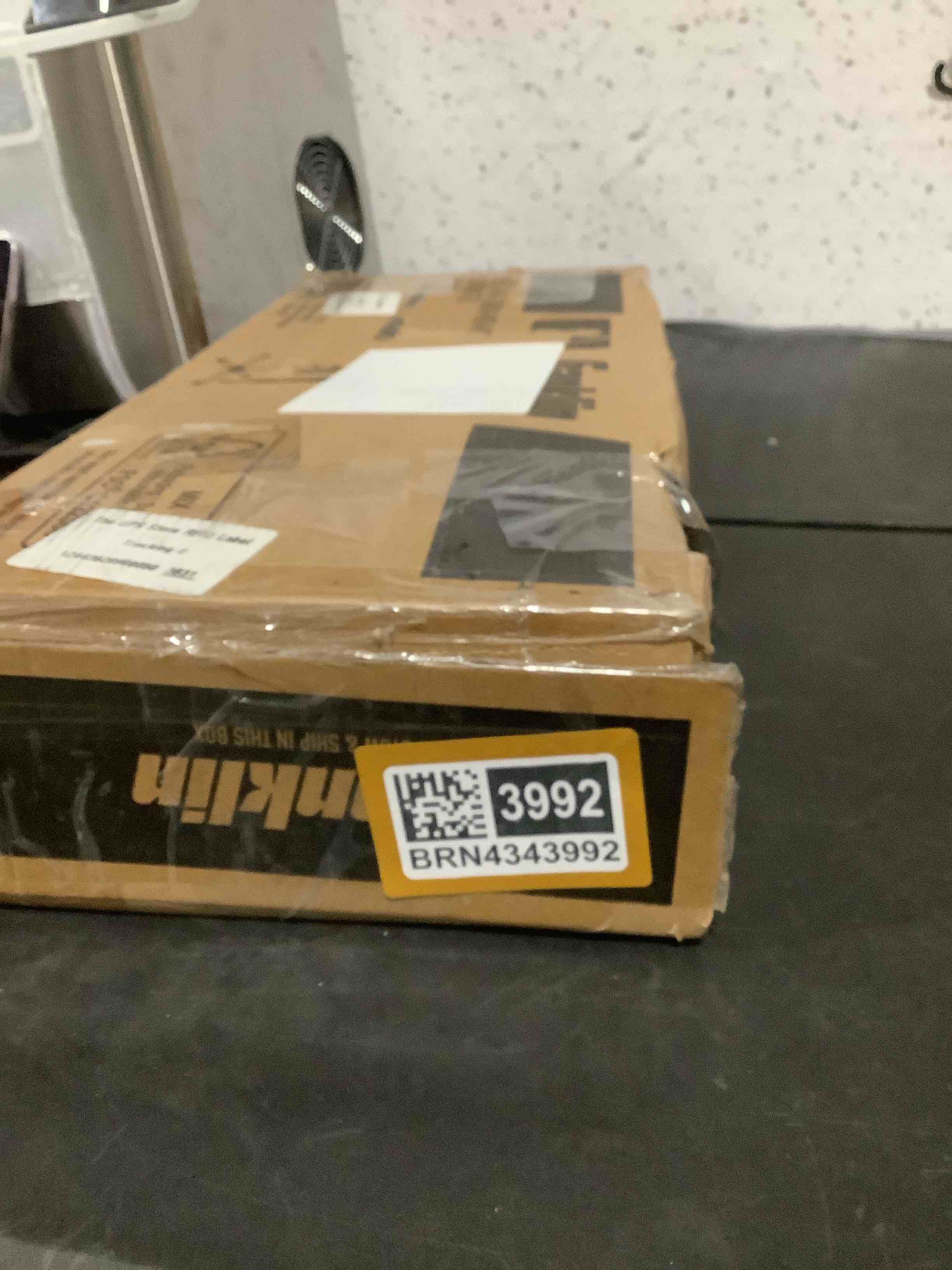 https://s3.amazonaws.com/lotting-images-prod/NKYBargainOutlett/BRN4343992_1776525192119.jpeg