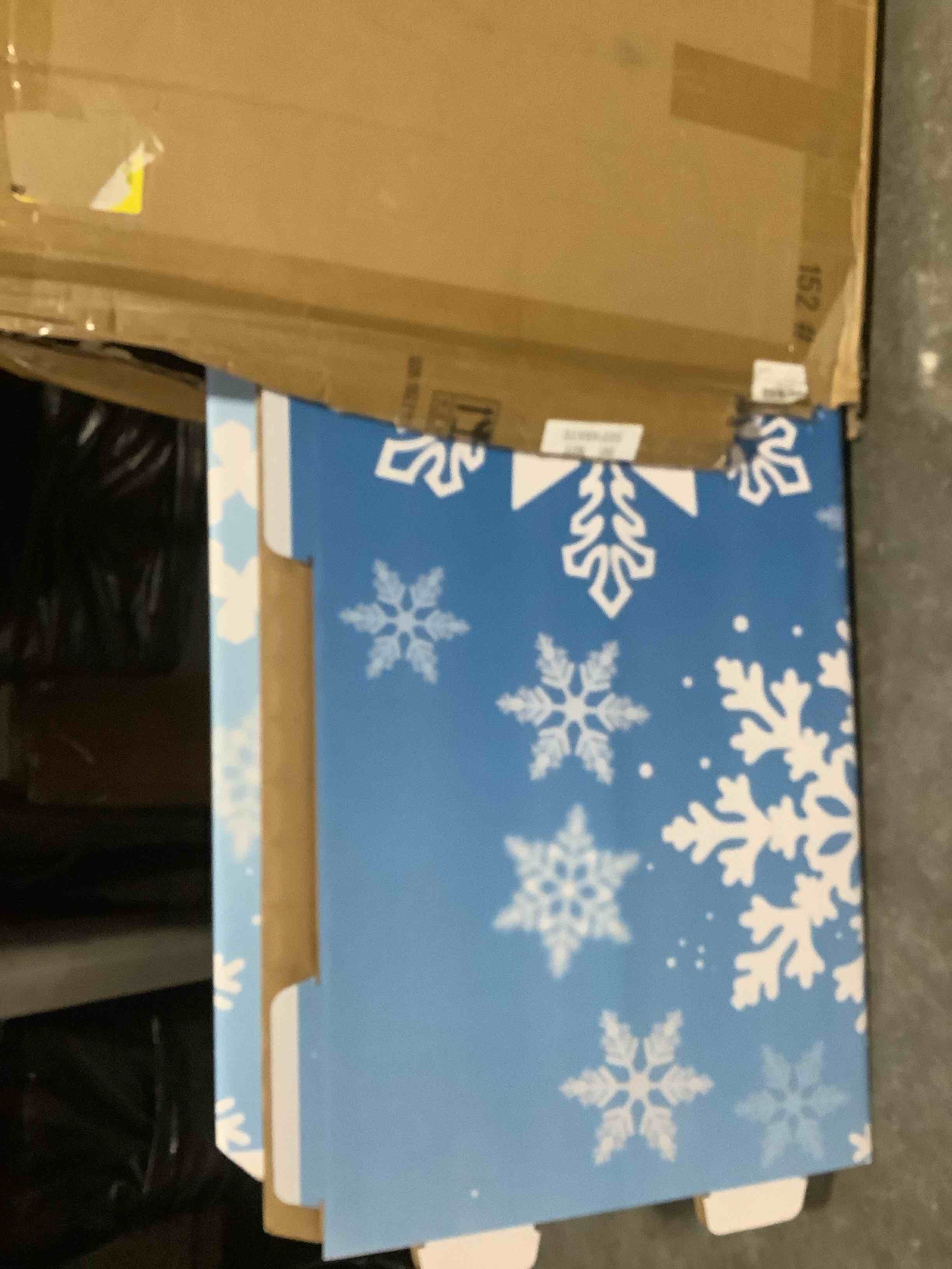 https://s3.amazonaws.com/lotting-images-prod/NKYBargainOutlett/BRN4343996_1776529092205.jpeg