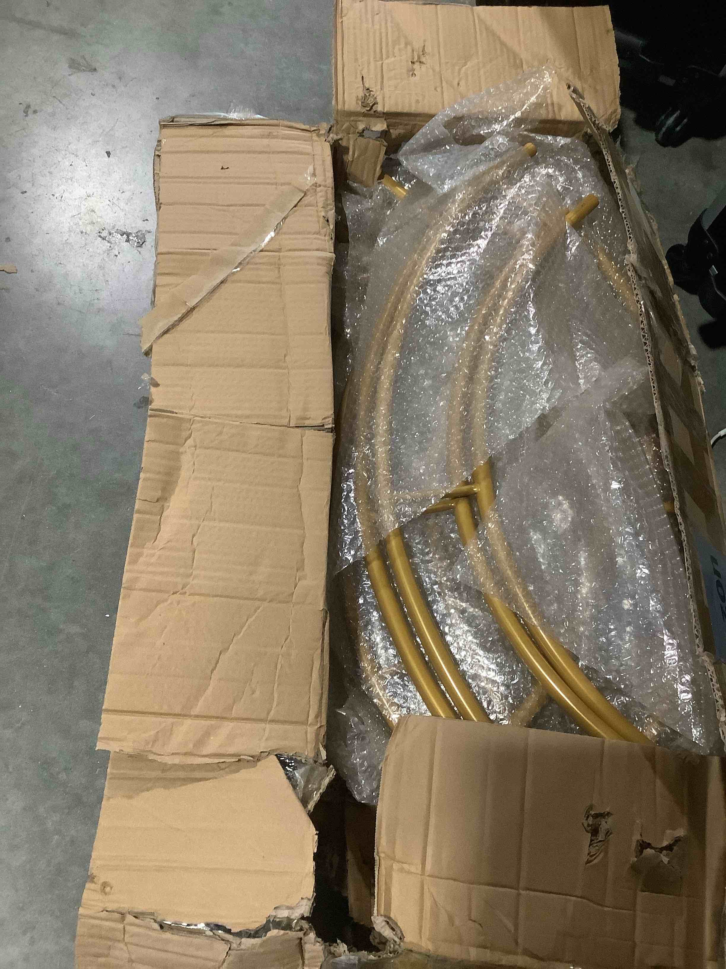 https://s3.amazonaws.com/lotting-images-prod/NKYBargainOutlett/BRN4344008_1776788844152.jpeg