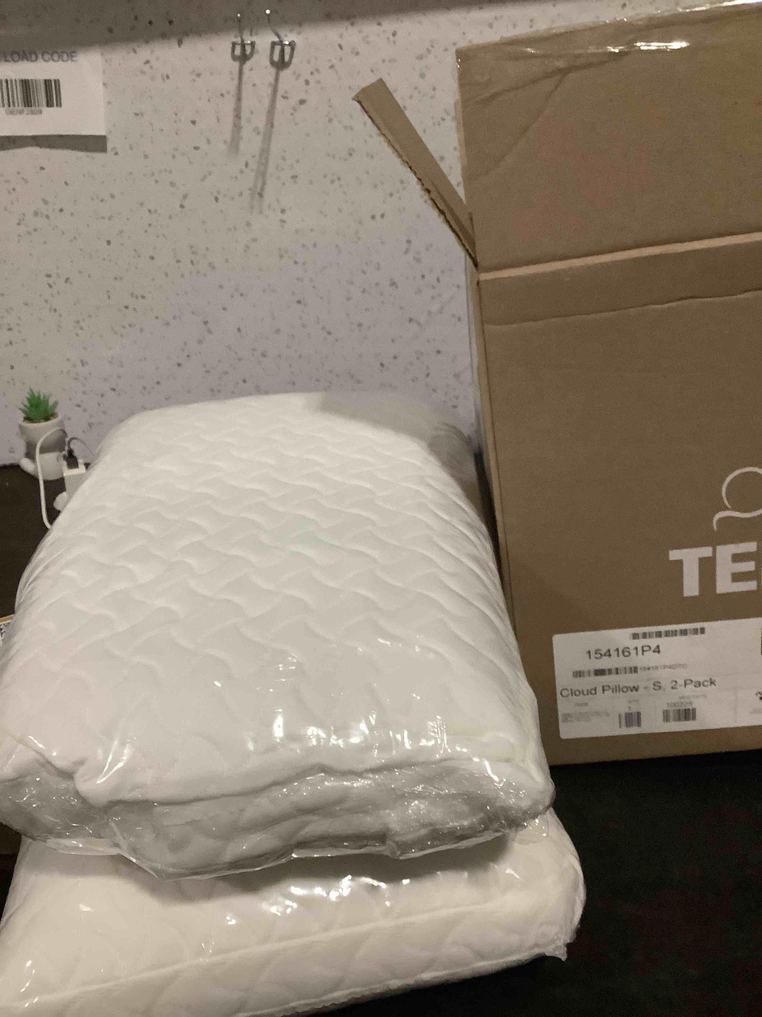 https://s3.amazonaws.com/lotting-images-prod/NKYBargainOutlett/BRN4344029_1776879174427.jpeg