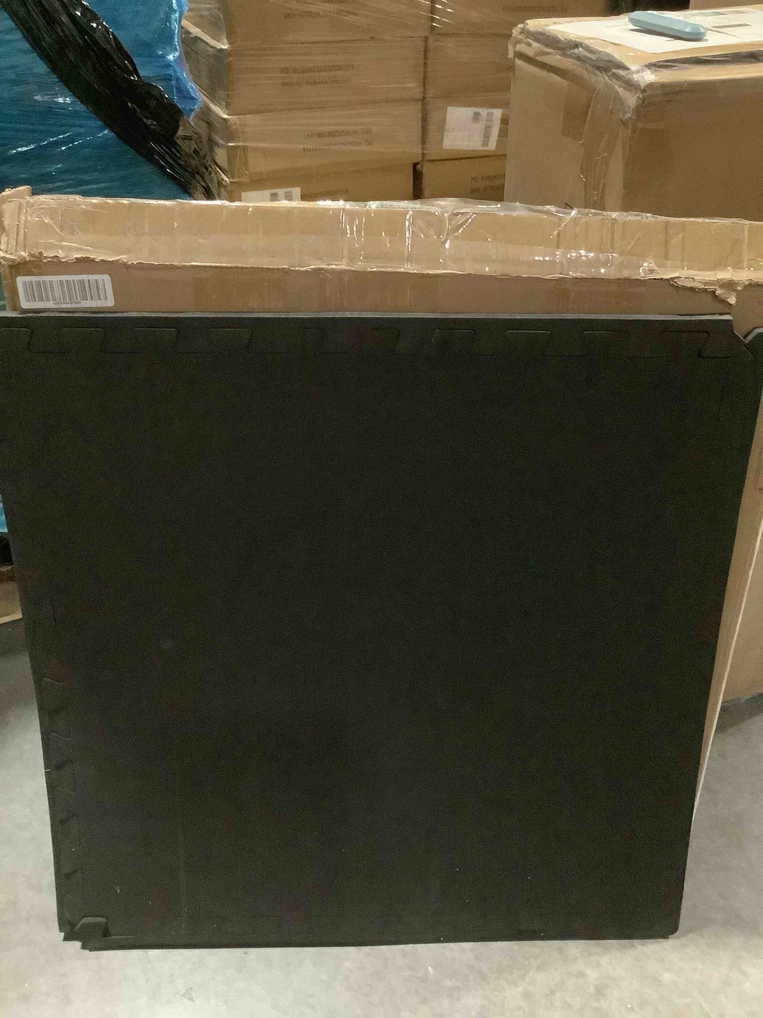 https://s3.amazonaws.com/lotting-images-prod/NKYBargainOutlett/BRN4344044_1776961395128.jpeg