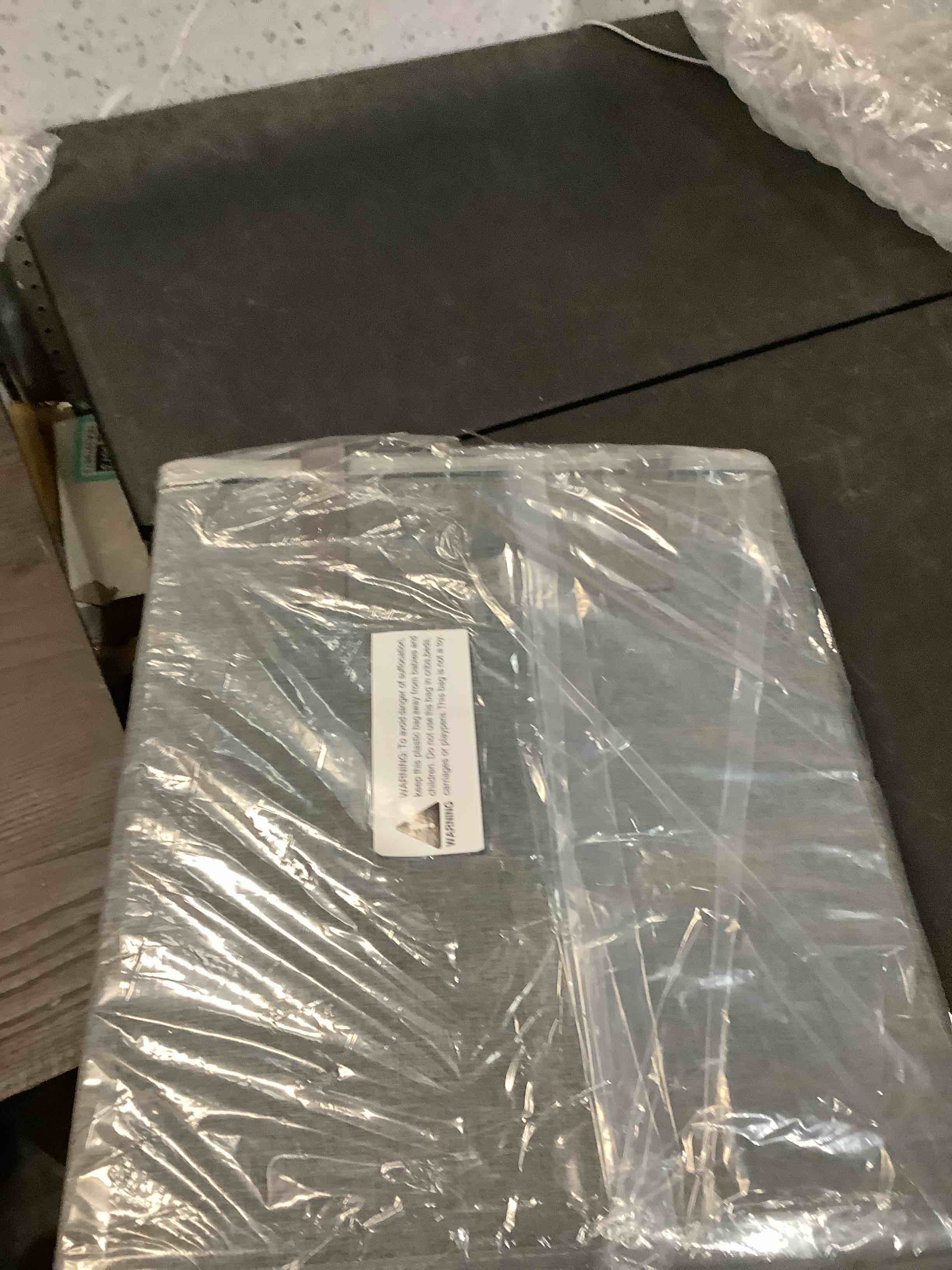 https://s3.amazonaws.com/lotting-images-prod/NKYBargainOutlett/BRN4344123_1777388438594.jpeg