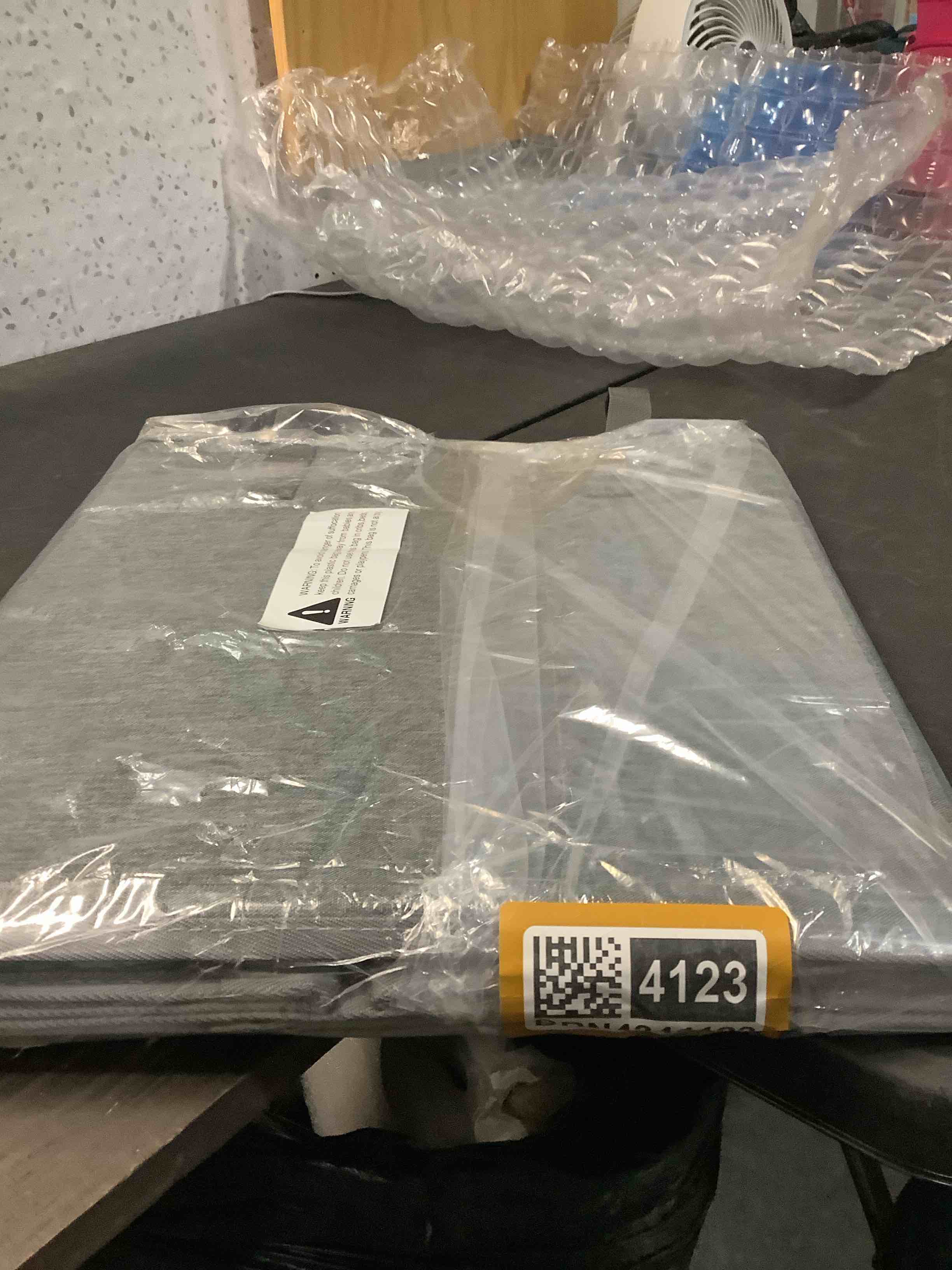 https://s3.amazonaws.com/lotting-images-prod/NKYBargainOutlett/BRN4344123_1777388641018.jpeg